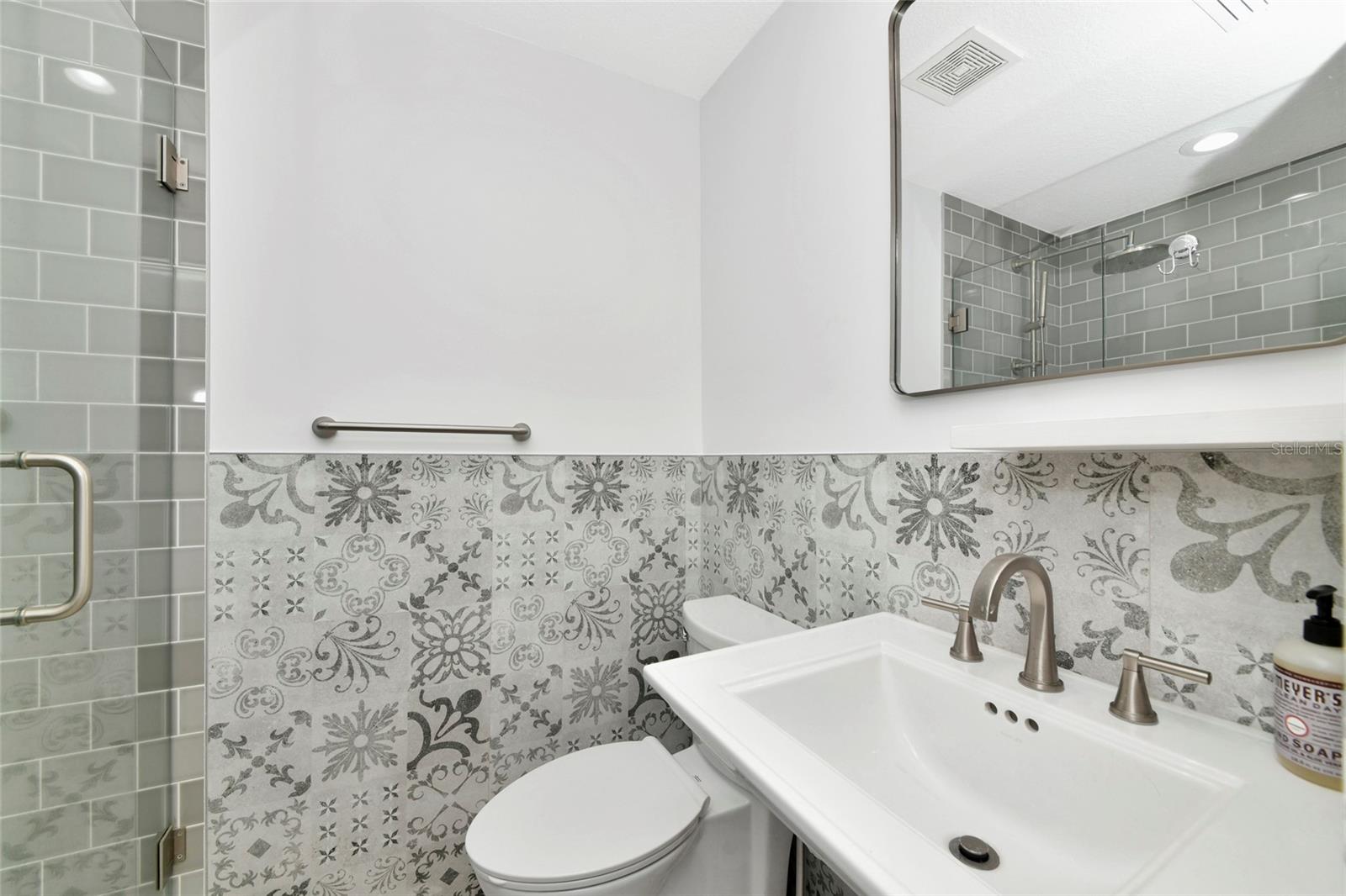 729 SAINT JUDES DR S #2 — photo 31