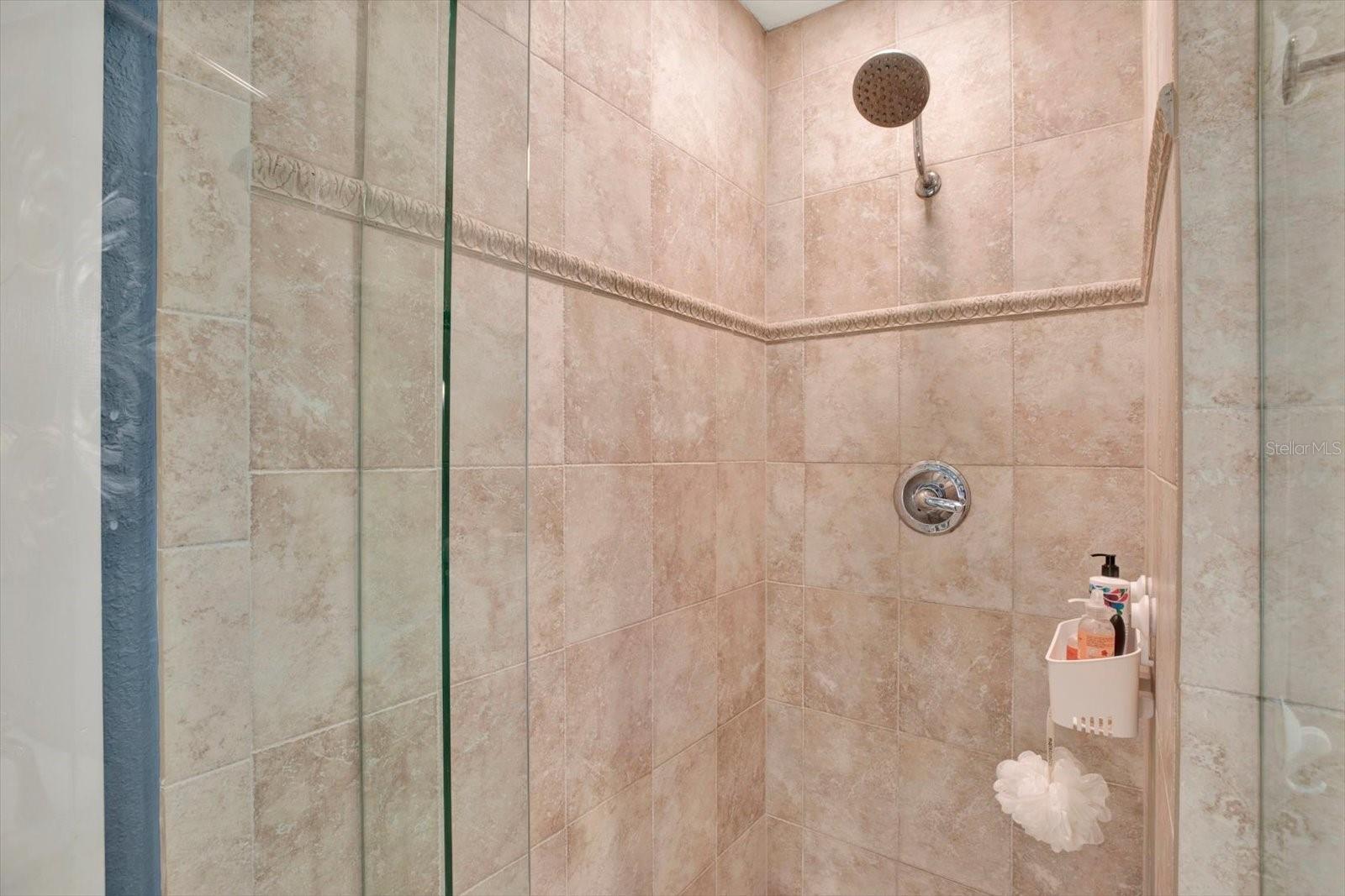 302 BELLE TERRE AVE — photo 31