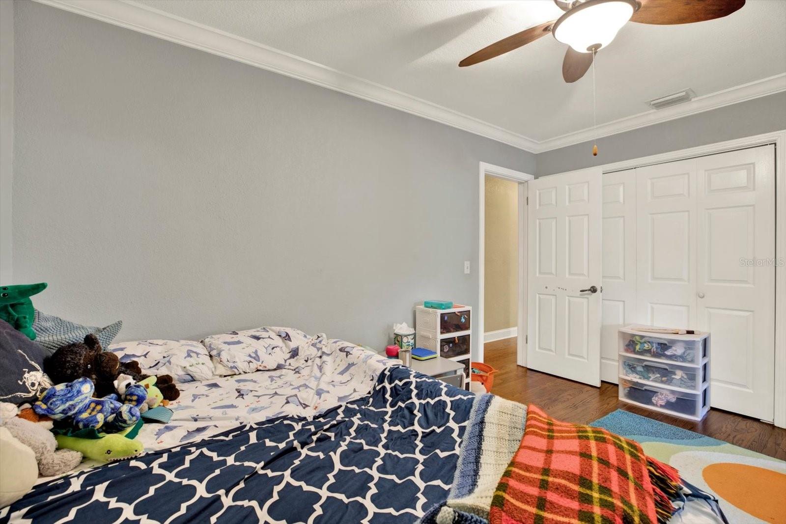 302 BELLE TERRE AVE — photo 33