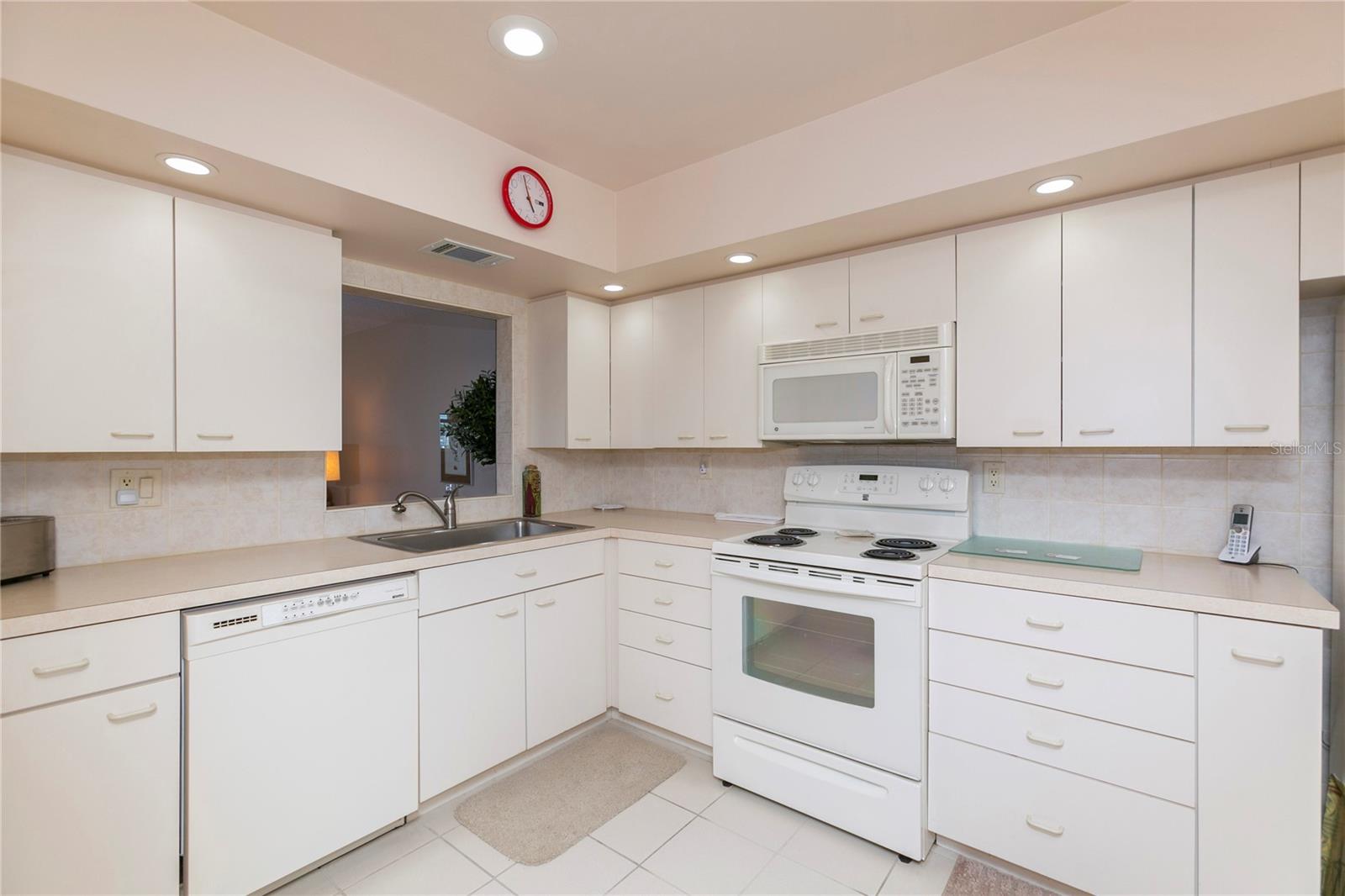 4452 GARNET DR #306 — photo 13