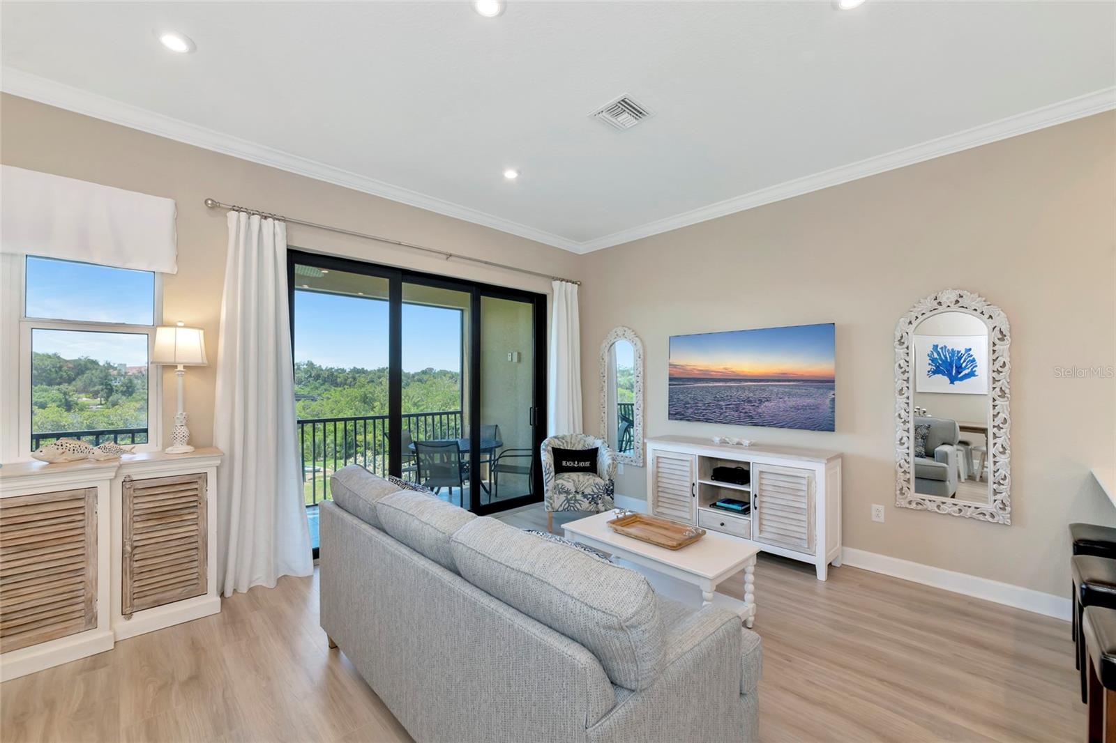 5589 CANNES CIR #4-102 — photo 8