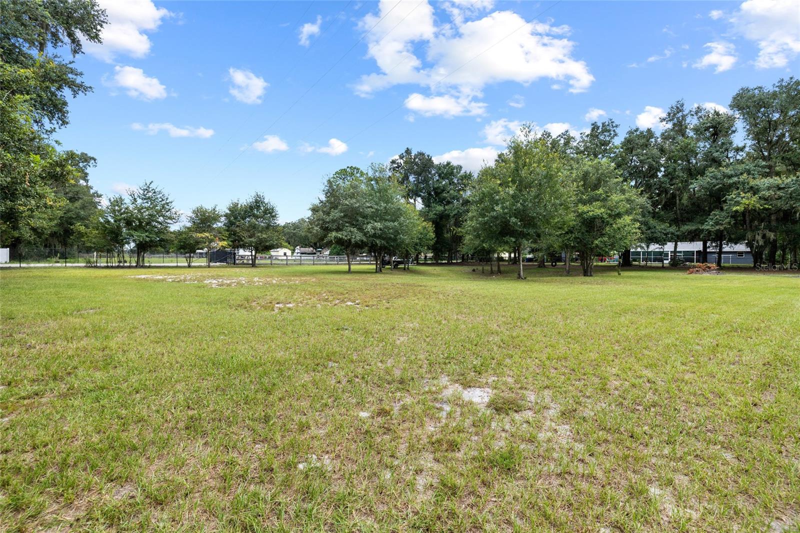 7402 W KNIGHTS GRIFFIN RD — photo 35