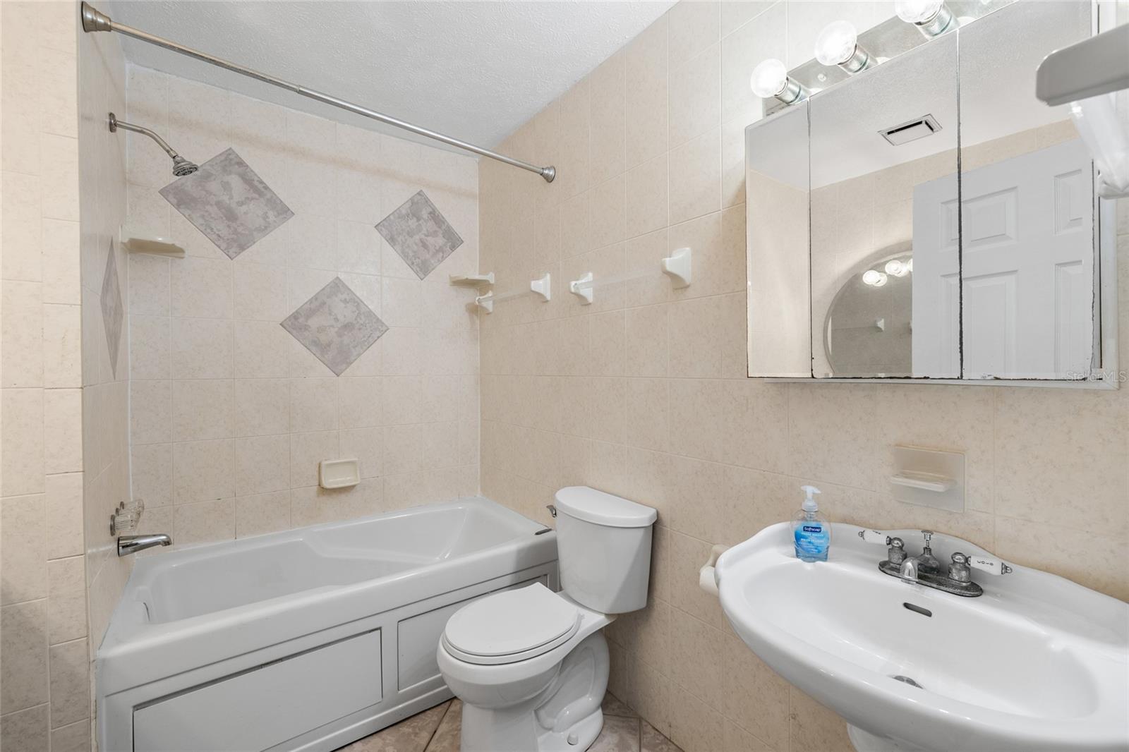 7402 W KNIGHTS GRIFFIN RD — photo 20