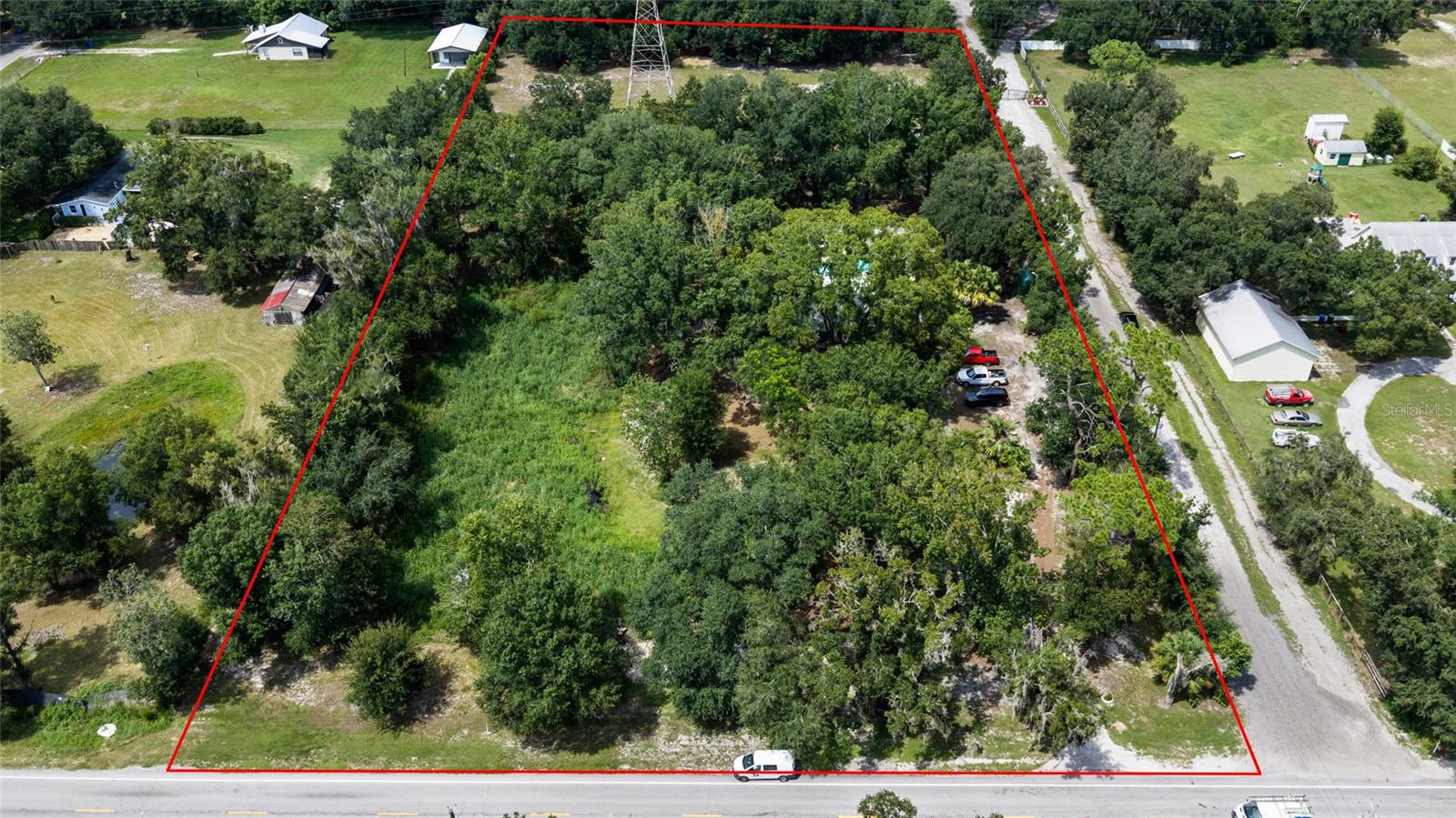 7402 W KNIGHTS GRIFFIN RD — photo 2