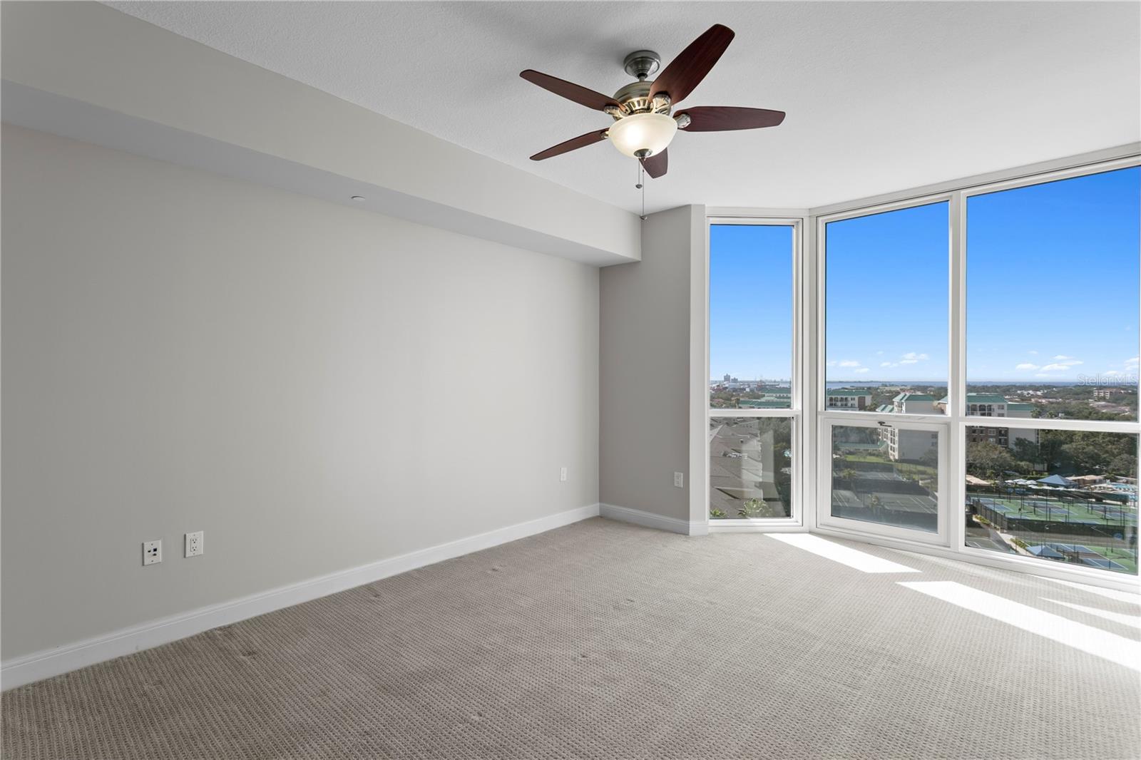 450 KNIGHTS RUN AVE #1004 — photo 36