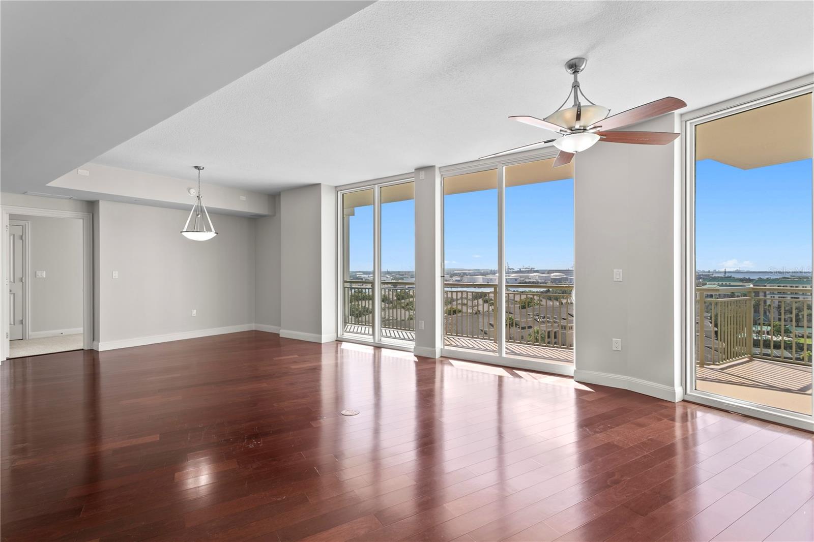 450 KNIGHTS RUN AVE #1004 — photo 20