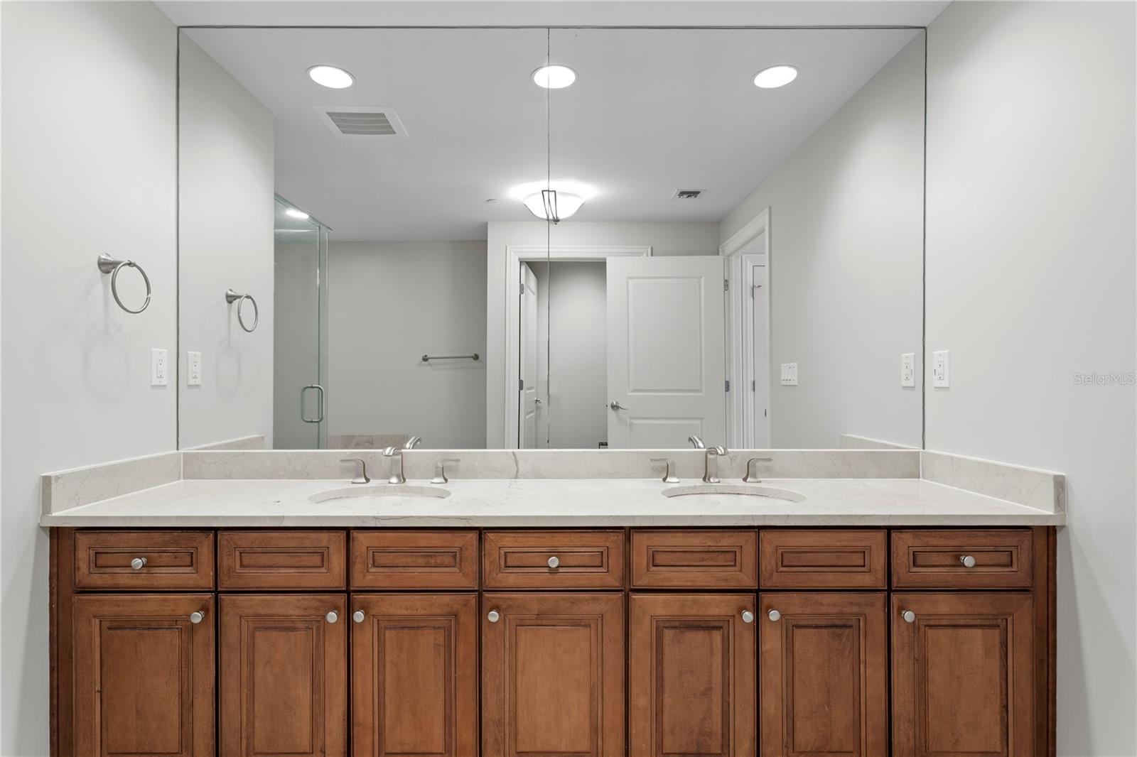 450 KNIGHTS RUN AVE #1004 — photo 30