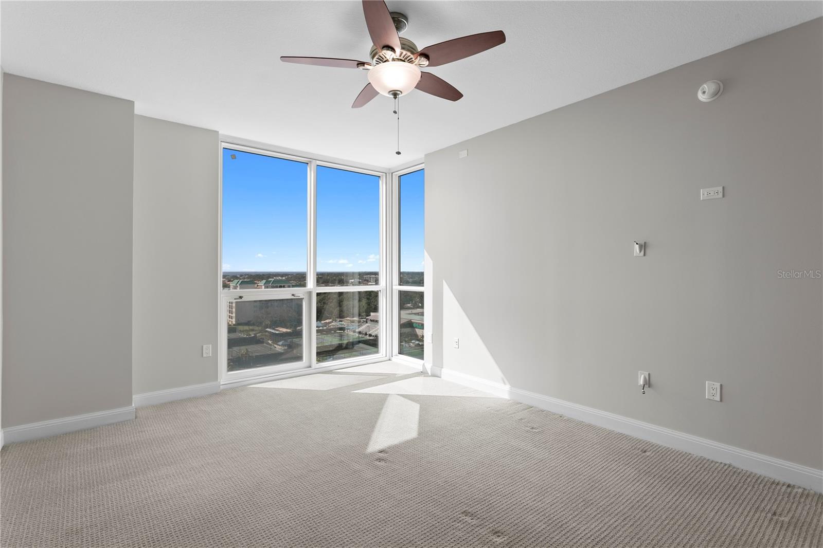 450 KNIGHTS RUN AVE #1004 — photo 26