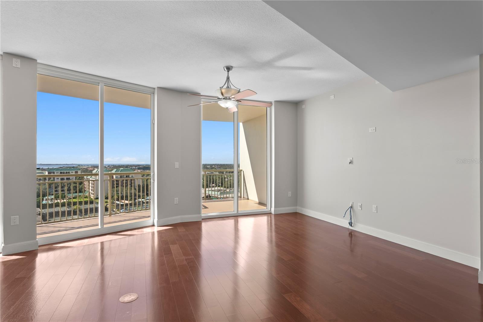 450 KNIGHTS RUN AVE #1004 — photo 15