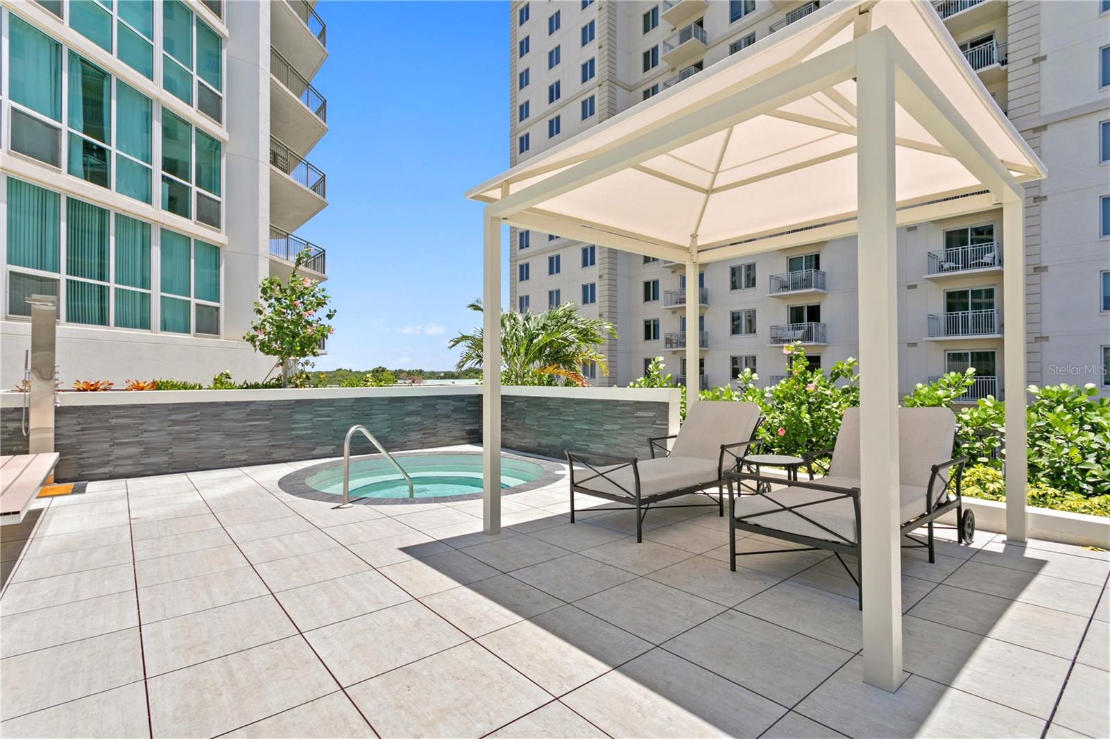 450 KNIGHTS RUN AVE #1004 — photo 52