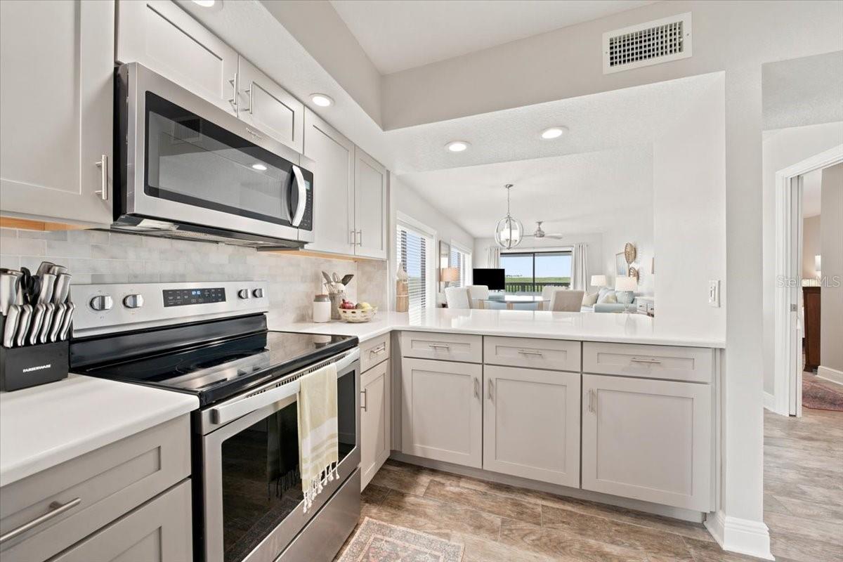 817 B BAHIA DEL SOL DR #40 — photo 12
