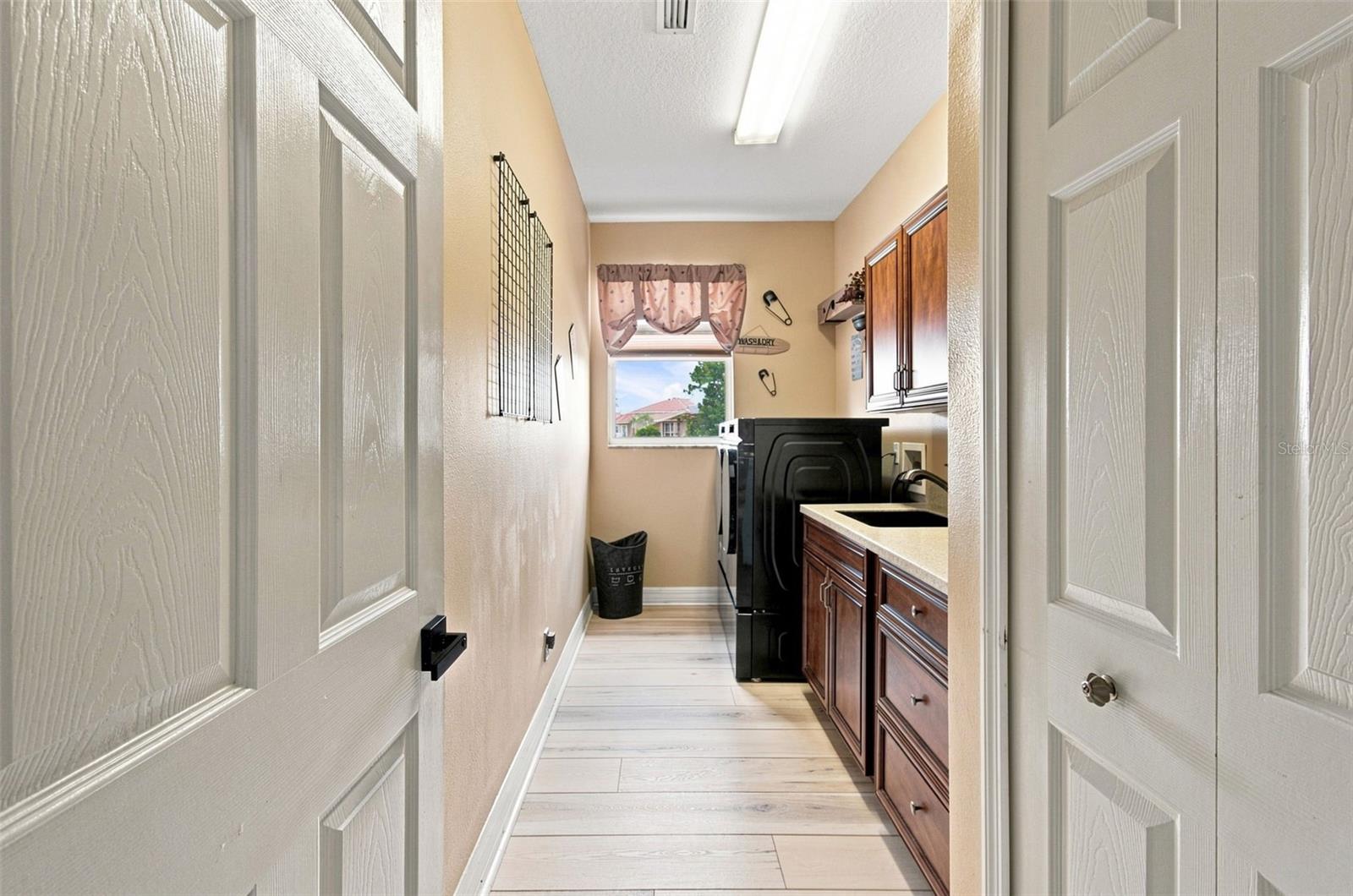 2700 LITTLE COUNTRY RD — photo 31