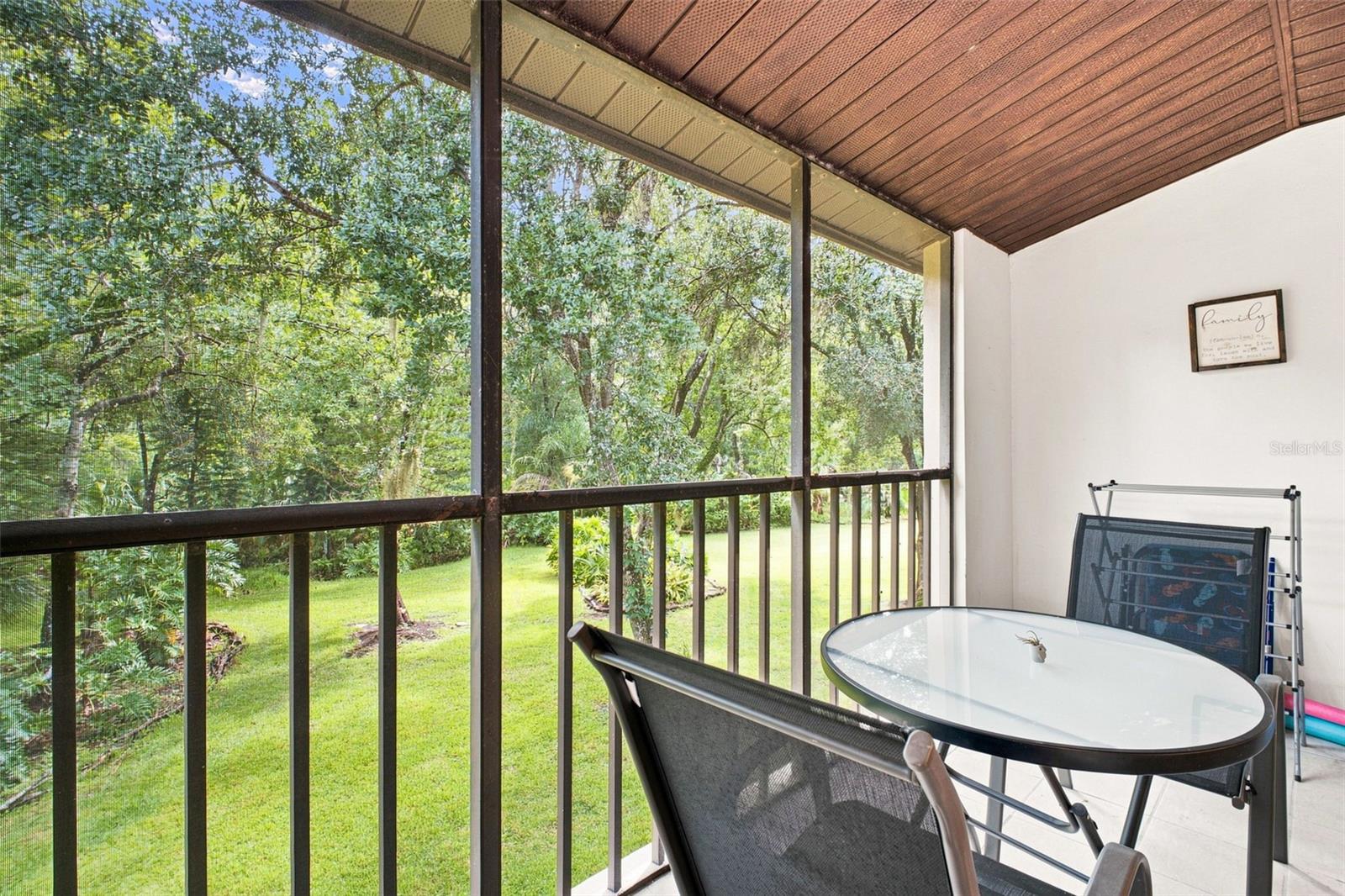 1400 TARPON WOODS BLVD #E6 — photo 33