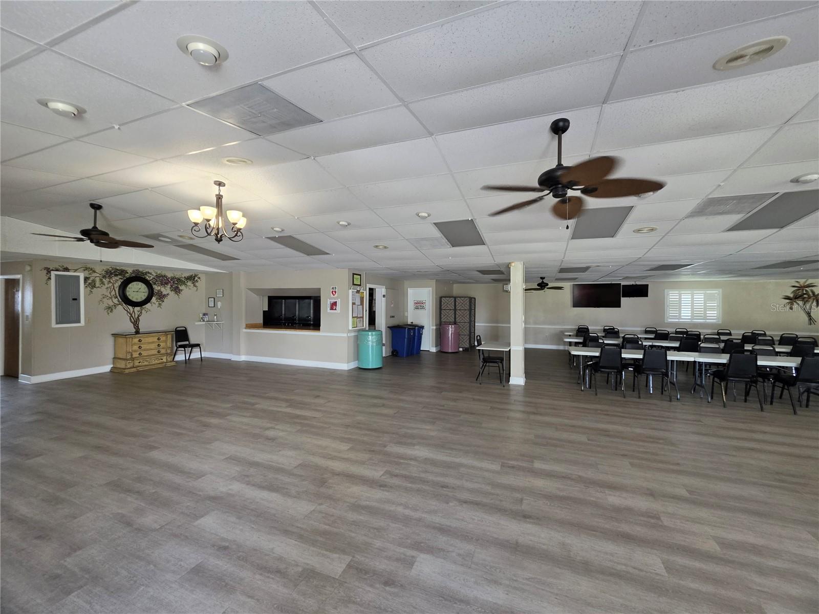 10924 HERITAGE DR — photo 29