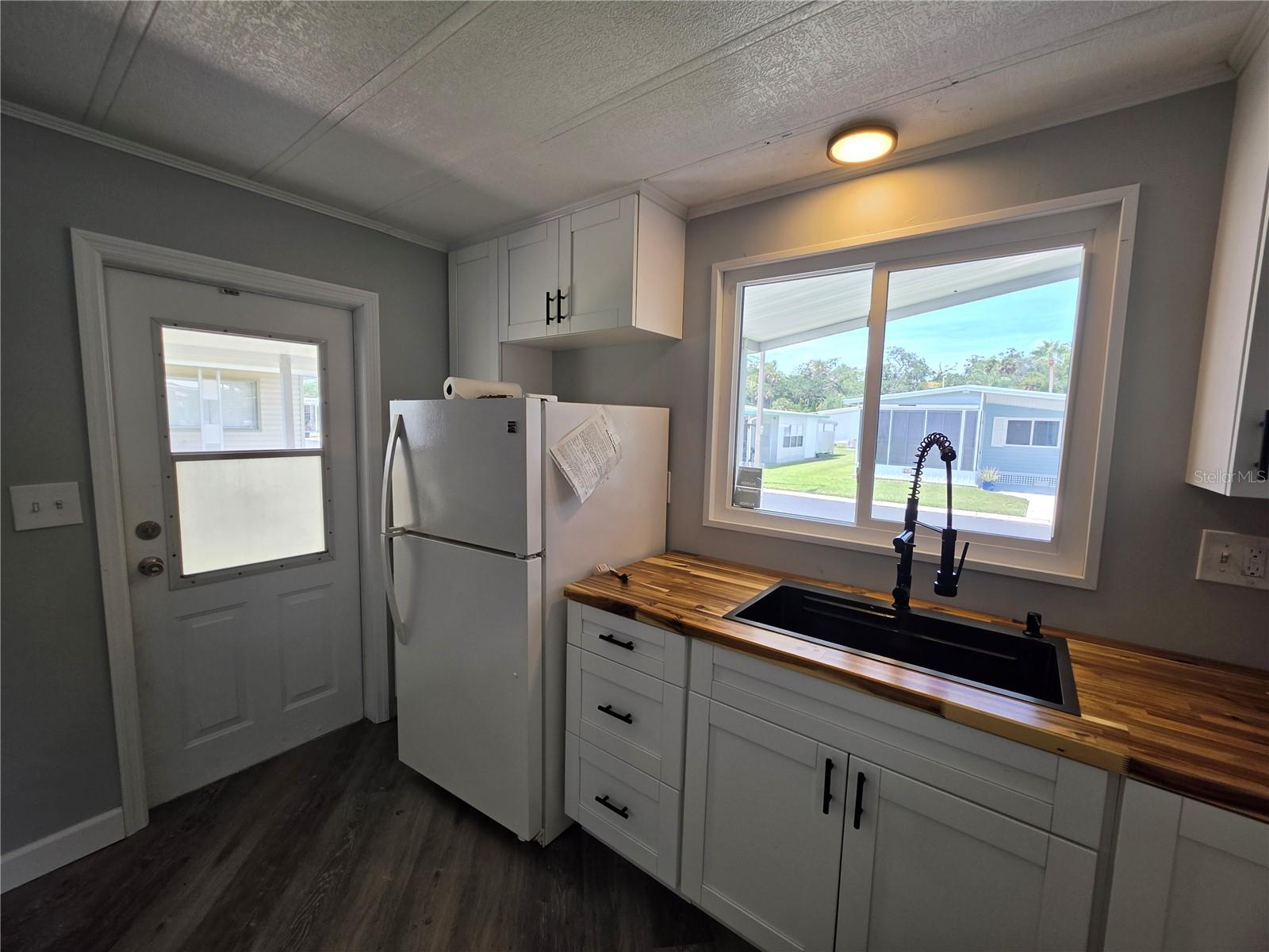 10924 HERITAGE DR — photo 12