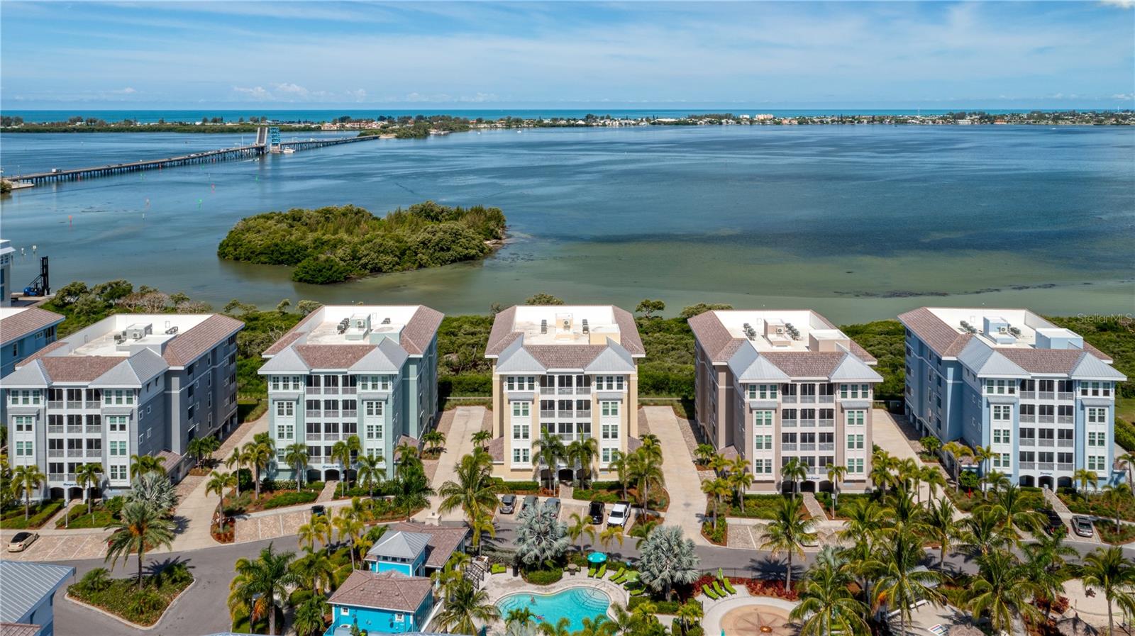 384 ARUBA CIR #102 — photo 43