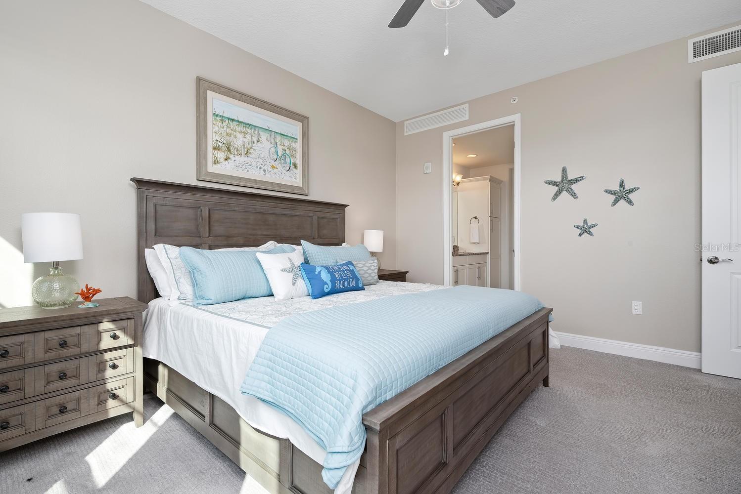 384 ARUBA CIR #102 — photo 18