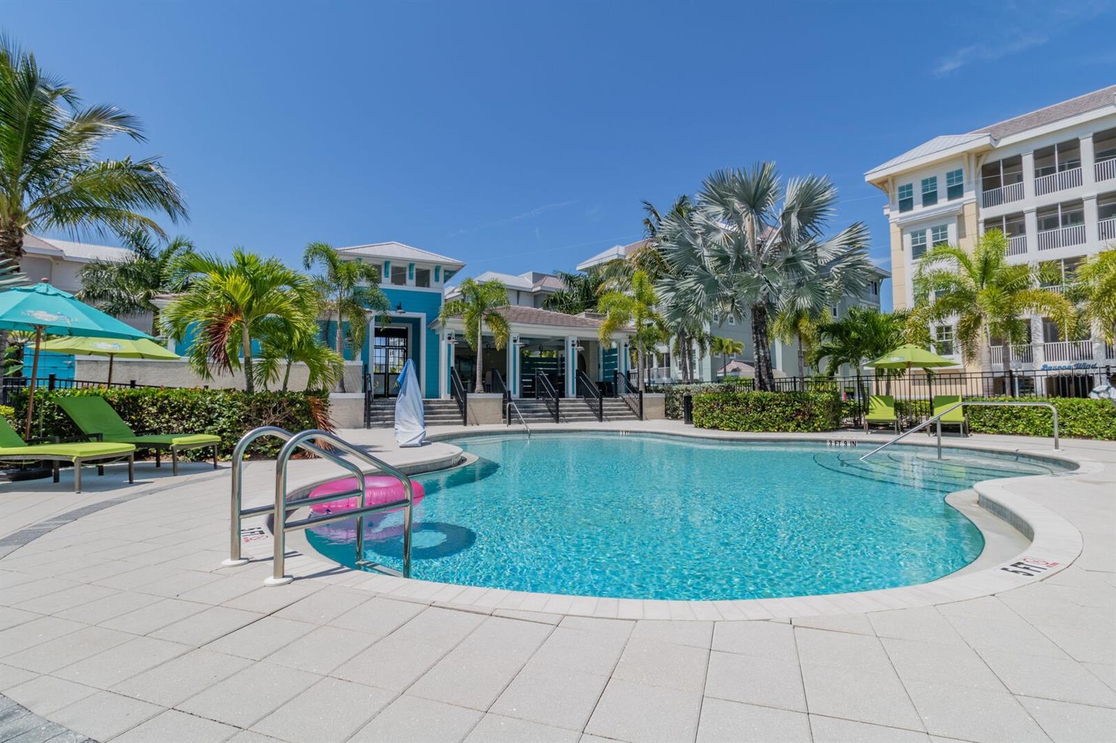 384 ARUBA CIR #102 — photo 31
