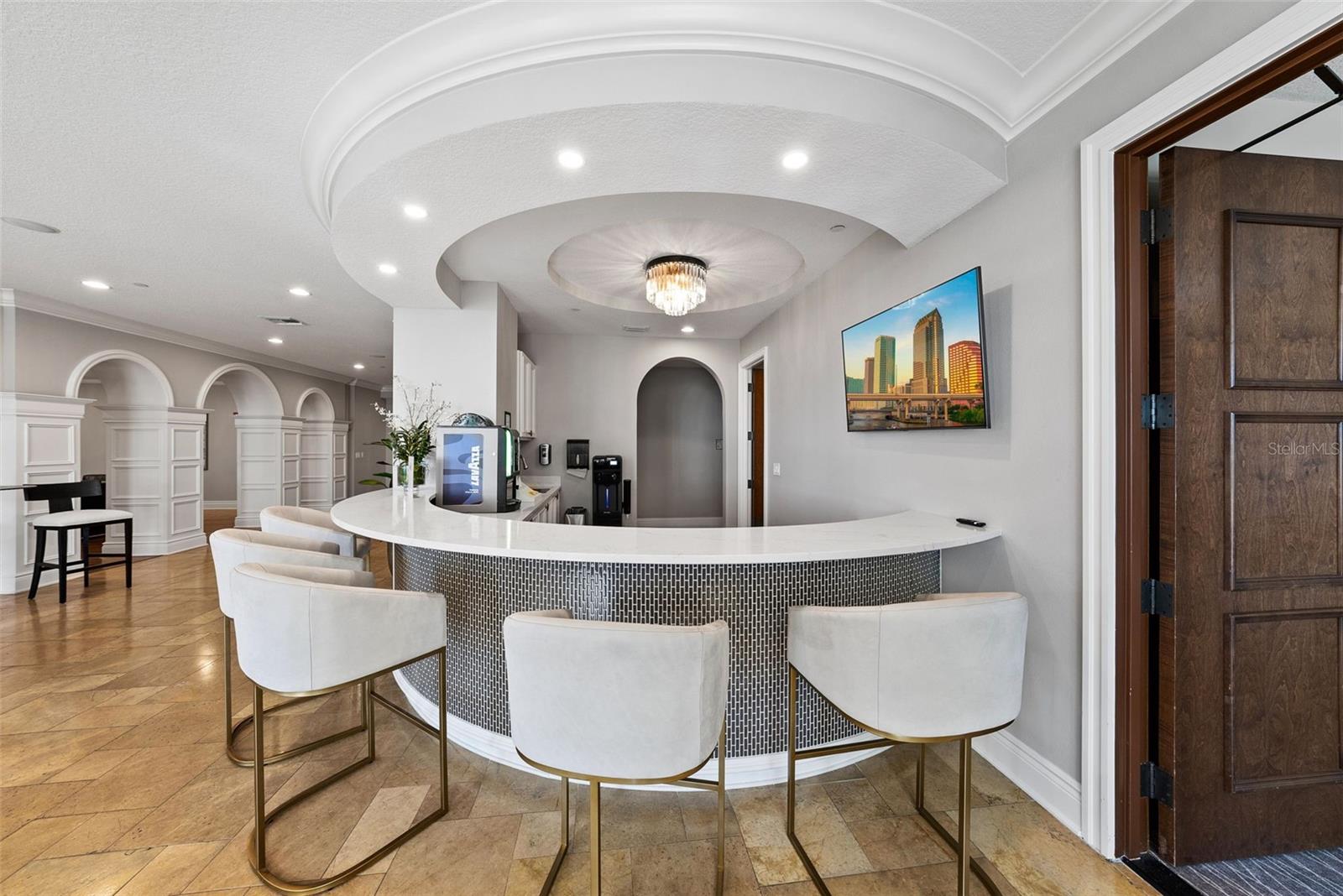 470 MANDALAY AVE #303 — photo 90