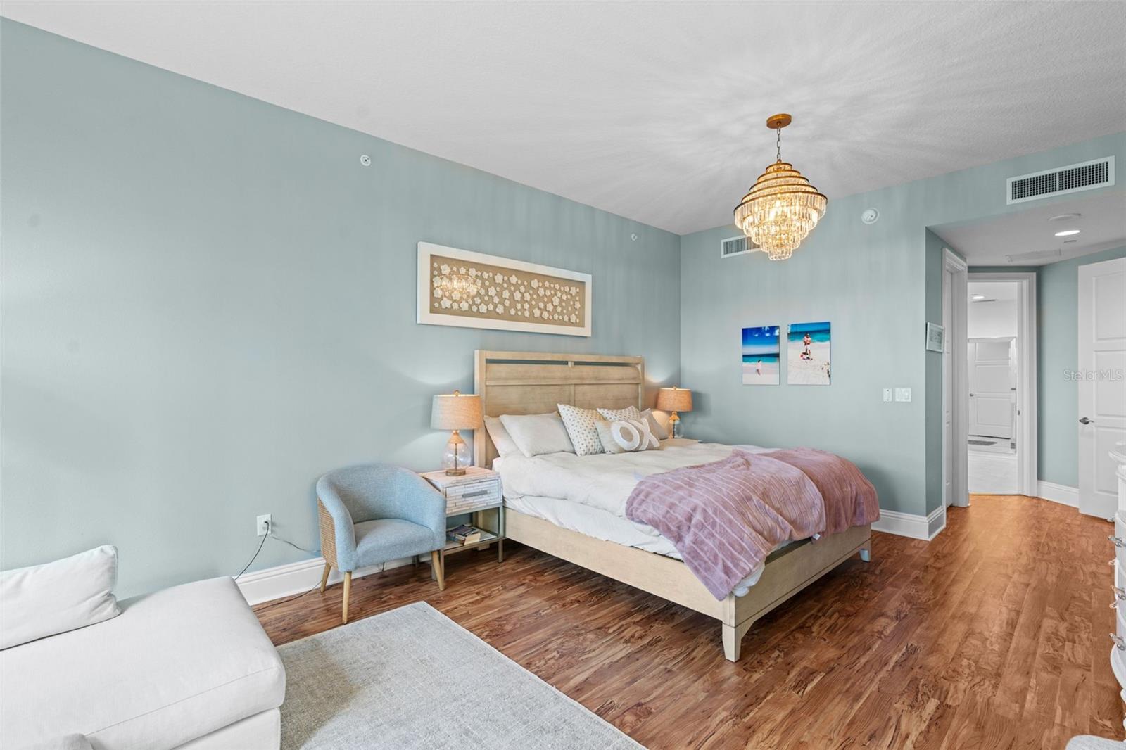 470 MANDALAY AVE #303 — photo 48