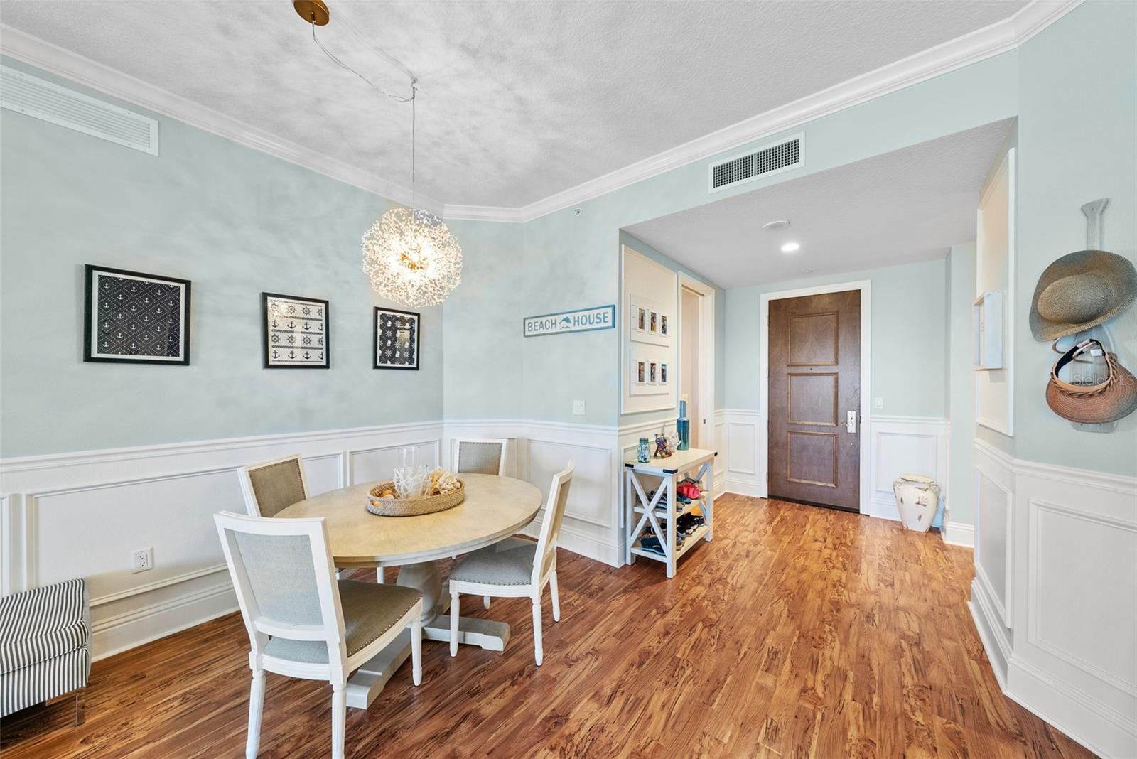 470 MANDALAY AVE #303 — photo 36