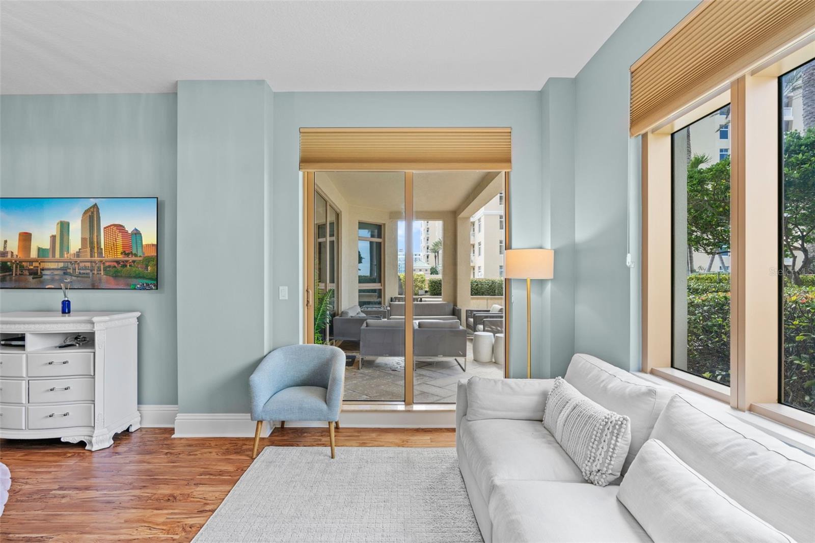 470 MANDALAY AVE #303 — photo 46