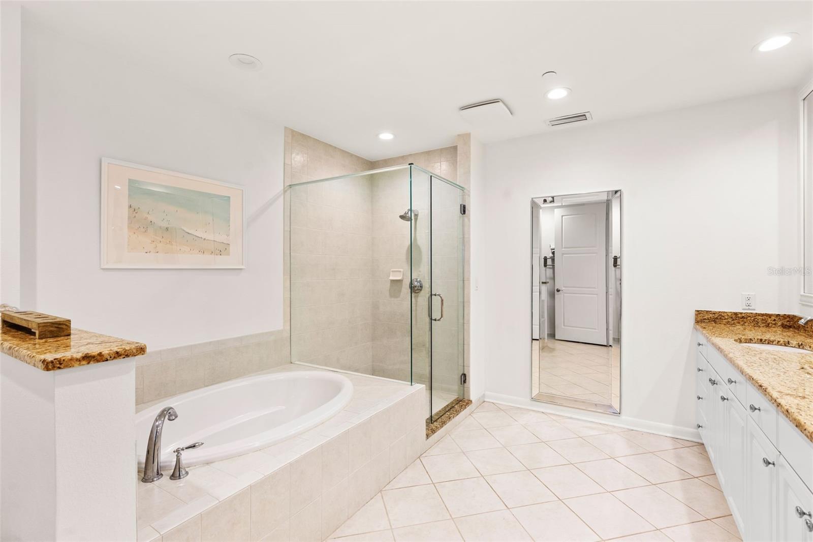 470 MANDALAY AVE #303 — photo 49