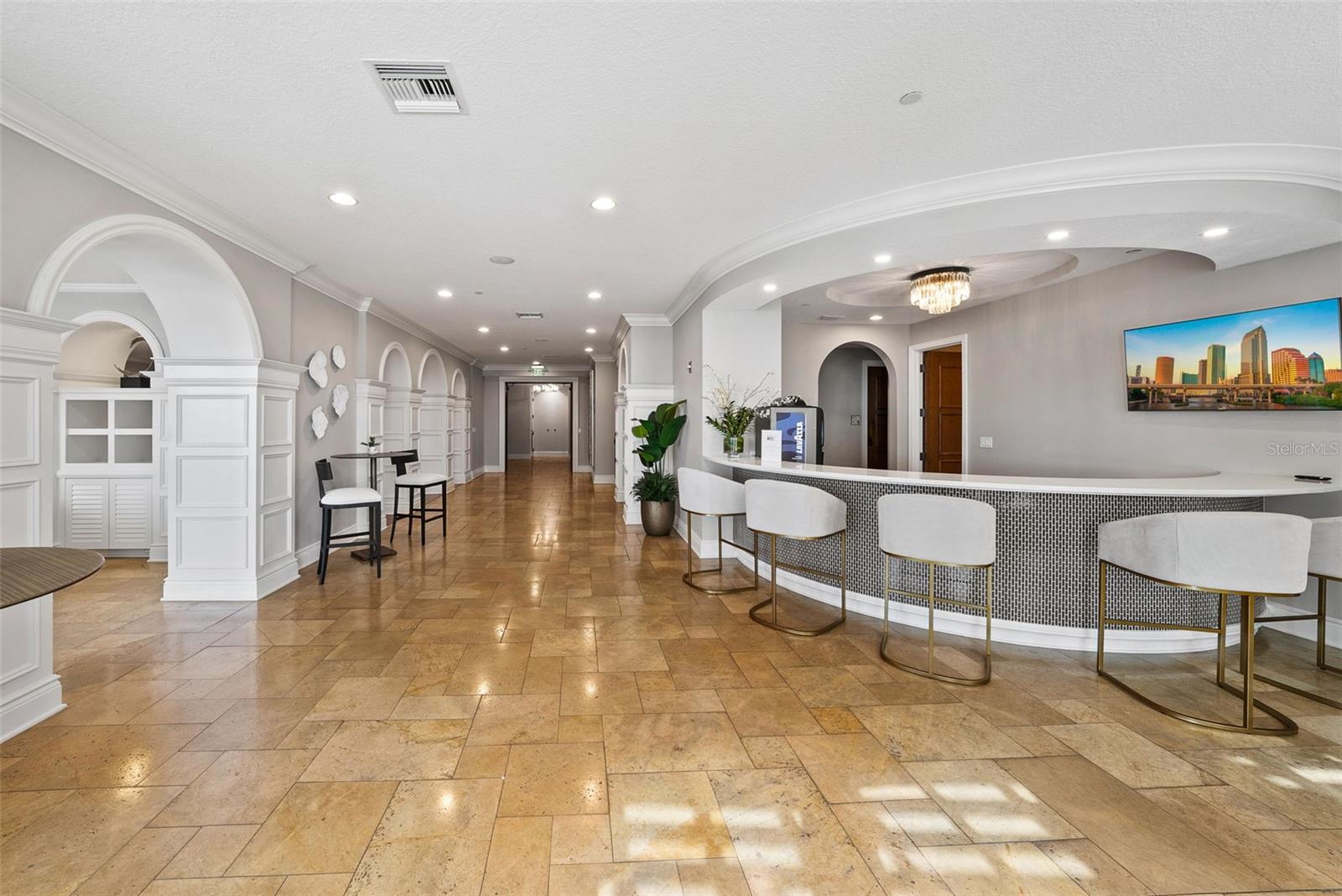 470 MANDALAY AVE #303 — photo 89