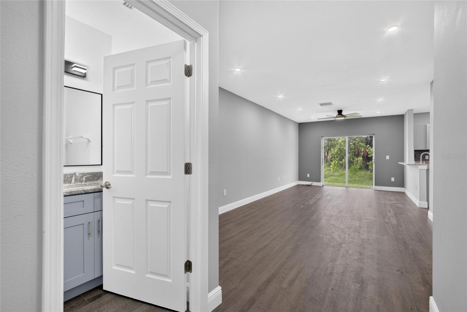 6236 OLIVEDALE DR — photo 13
