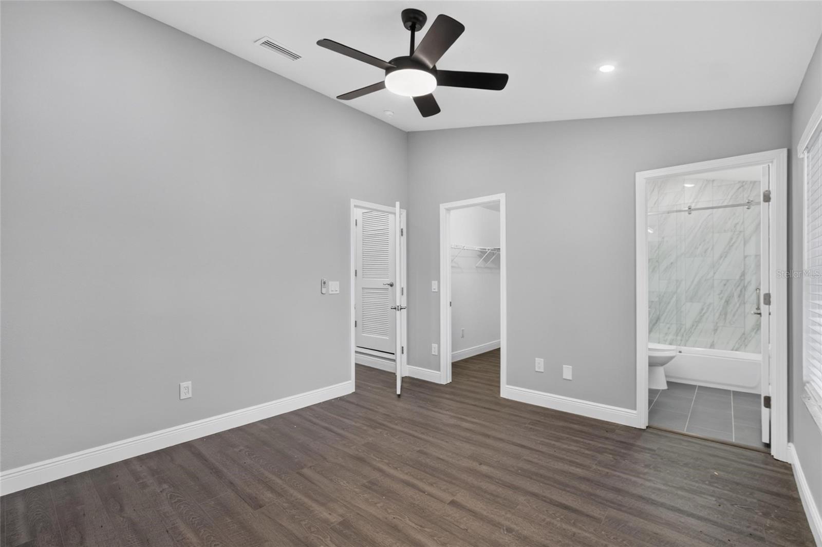 6236 OLIVEDALE DR — photo 27