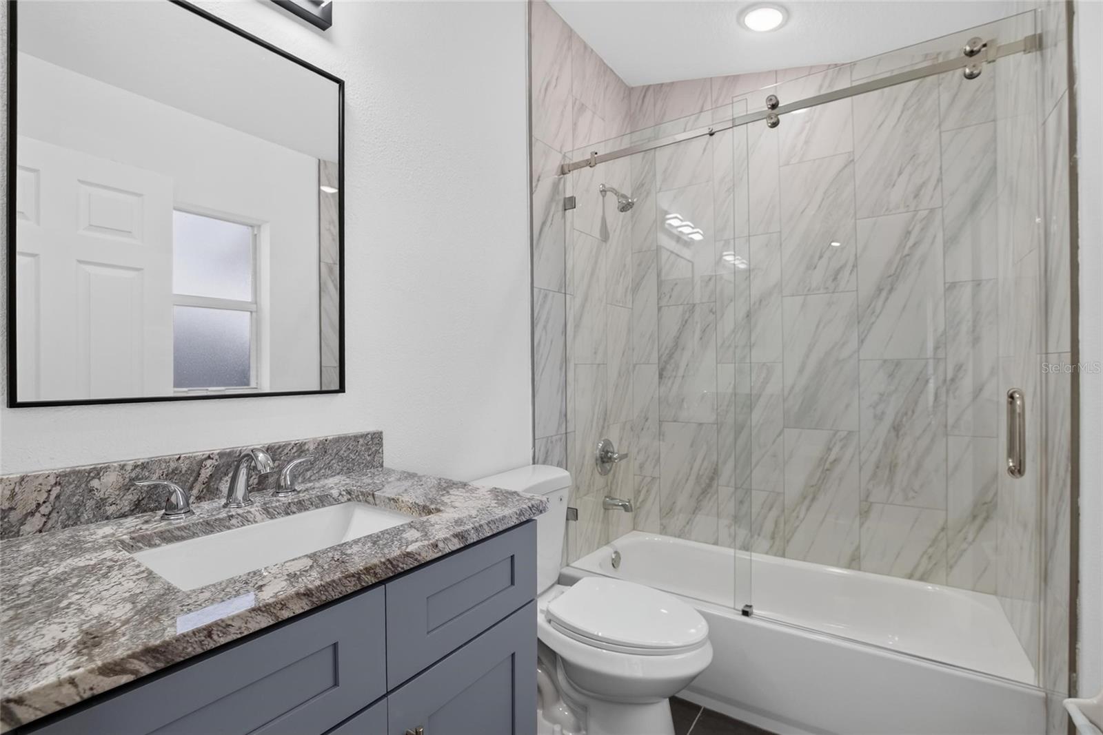 6236 OLIVEDALE DR — photo 36