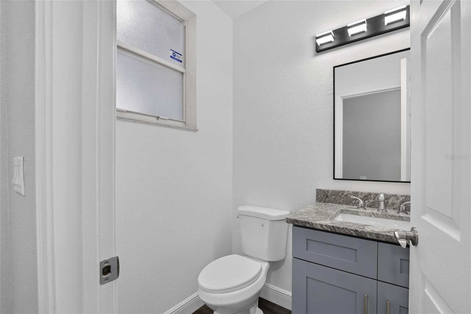 6236 OLIVEDALE DR — photo 20