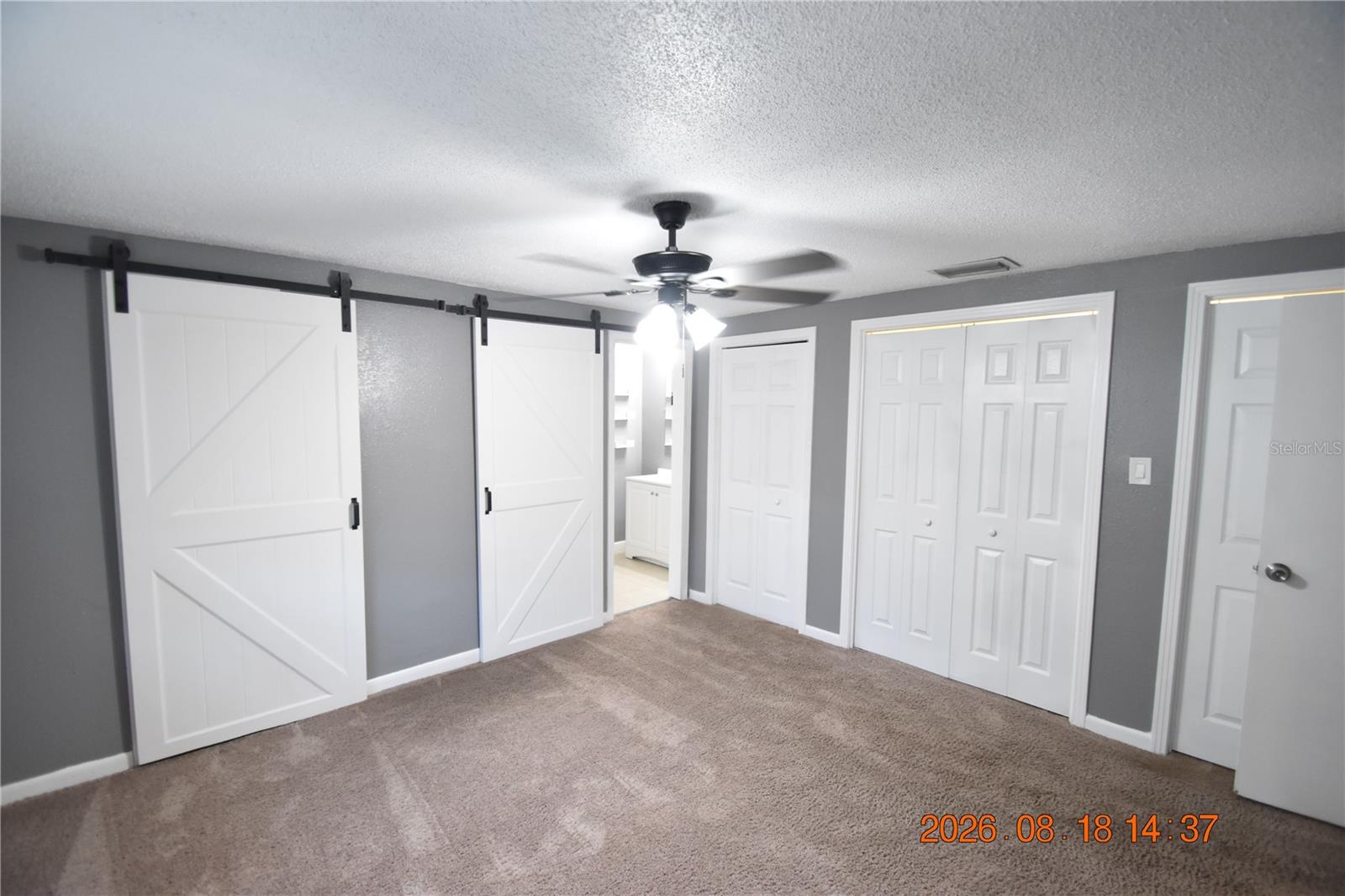 212 N CLEARVIEW AVE — photo 24
