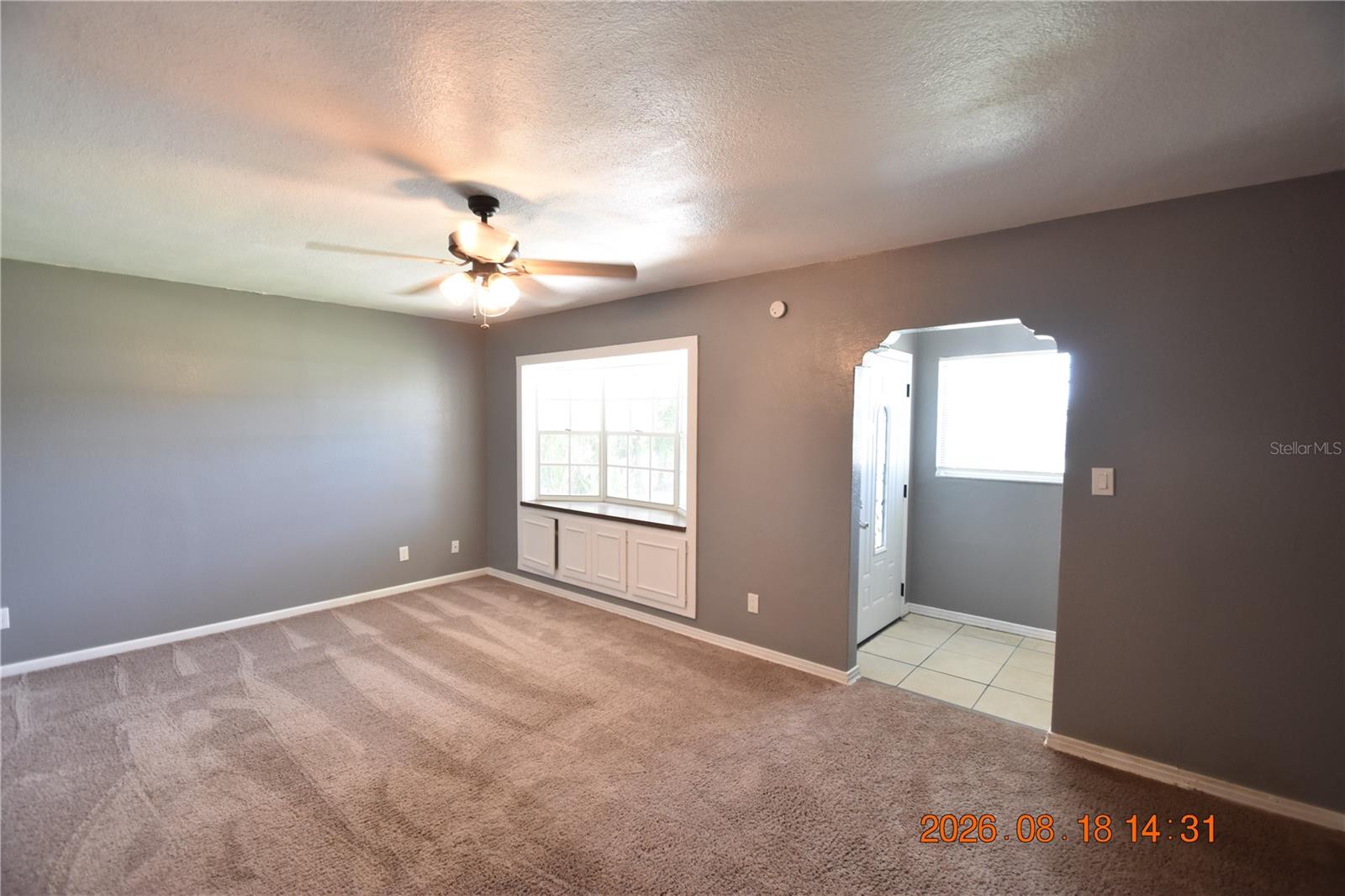 212 N CLEARVIEW AVE — photo 8