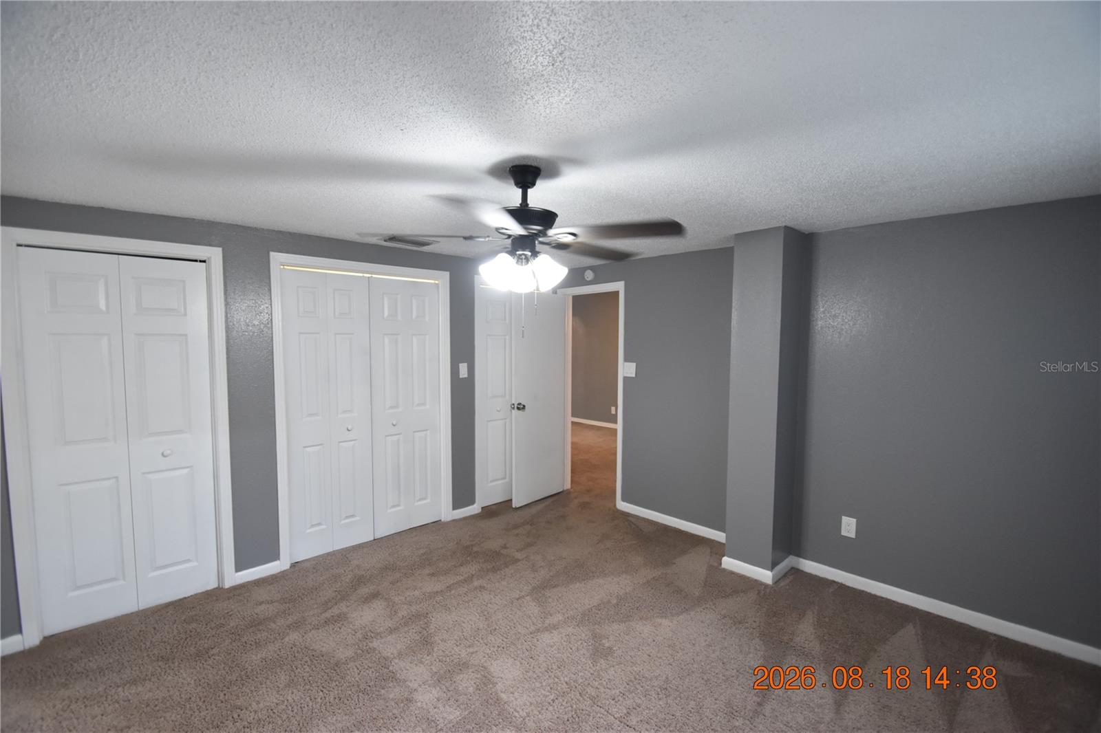 212 N CLEARVIEW AVE — photo 25