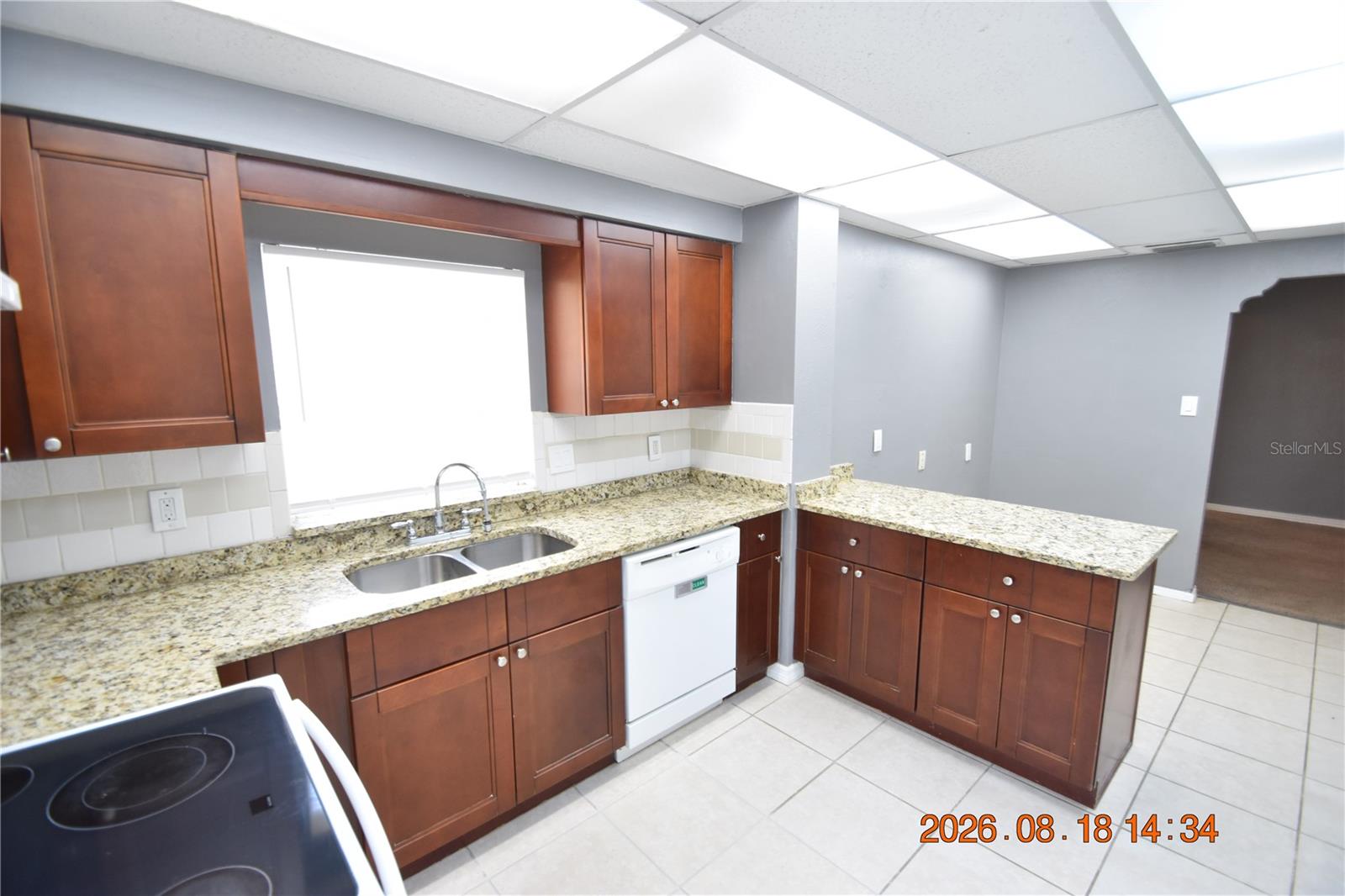 212 N CLEARVIEW AVE — photo 20