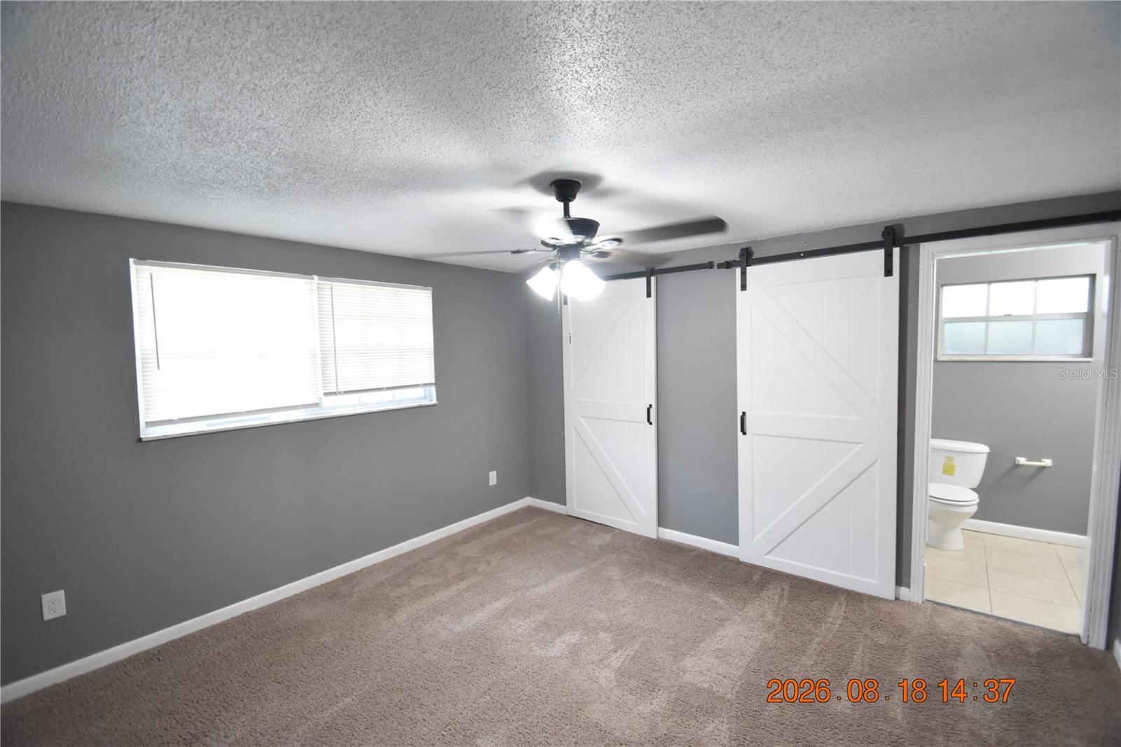 212 N CLEARVIEW AVE — photo 23