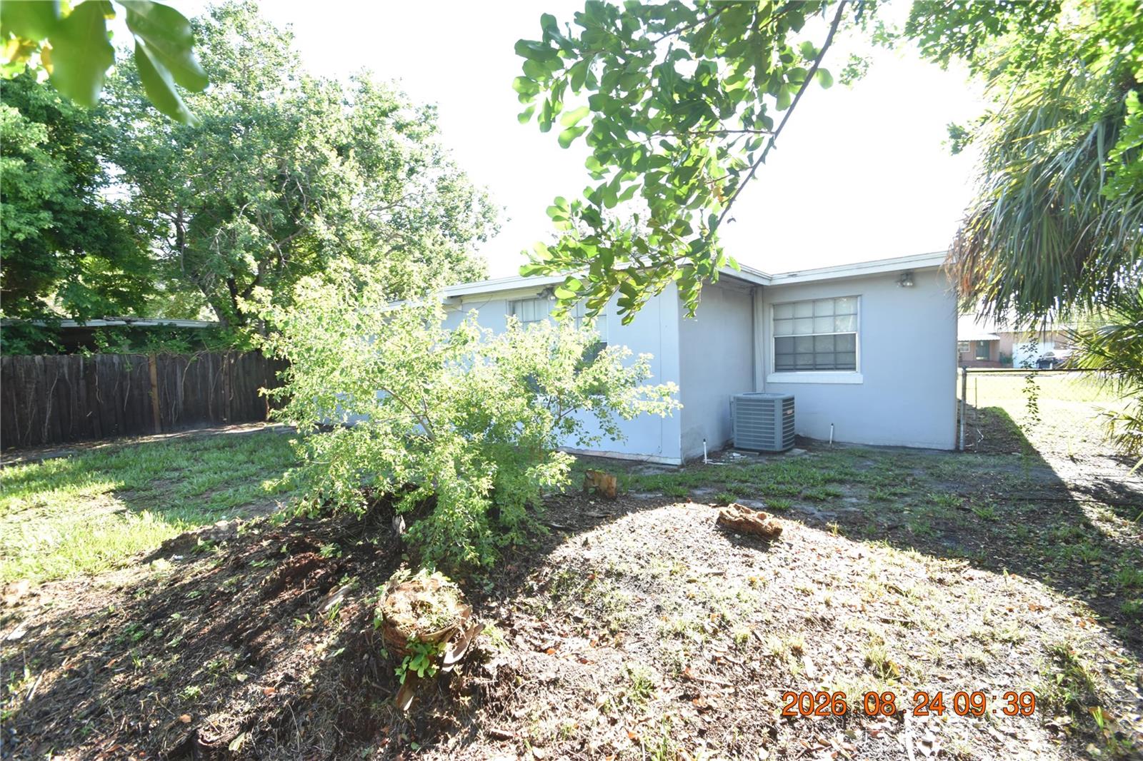 212 N CLEARVIEW AVE — photo 50