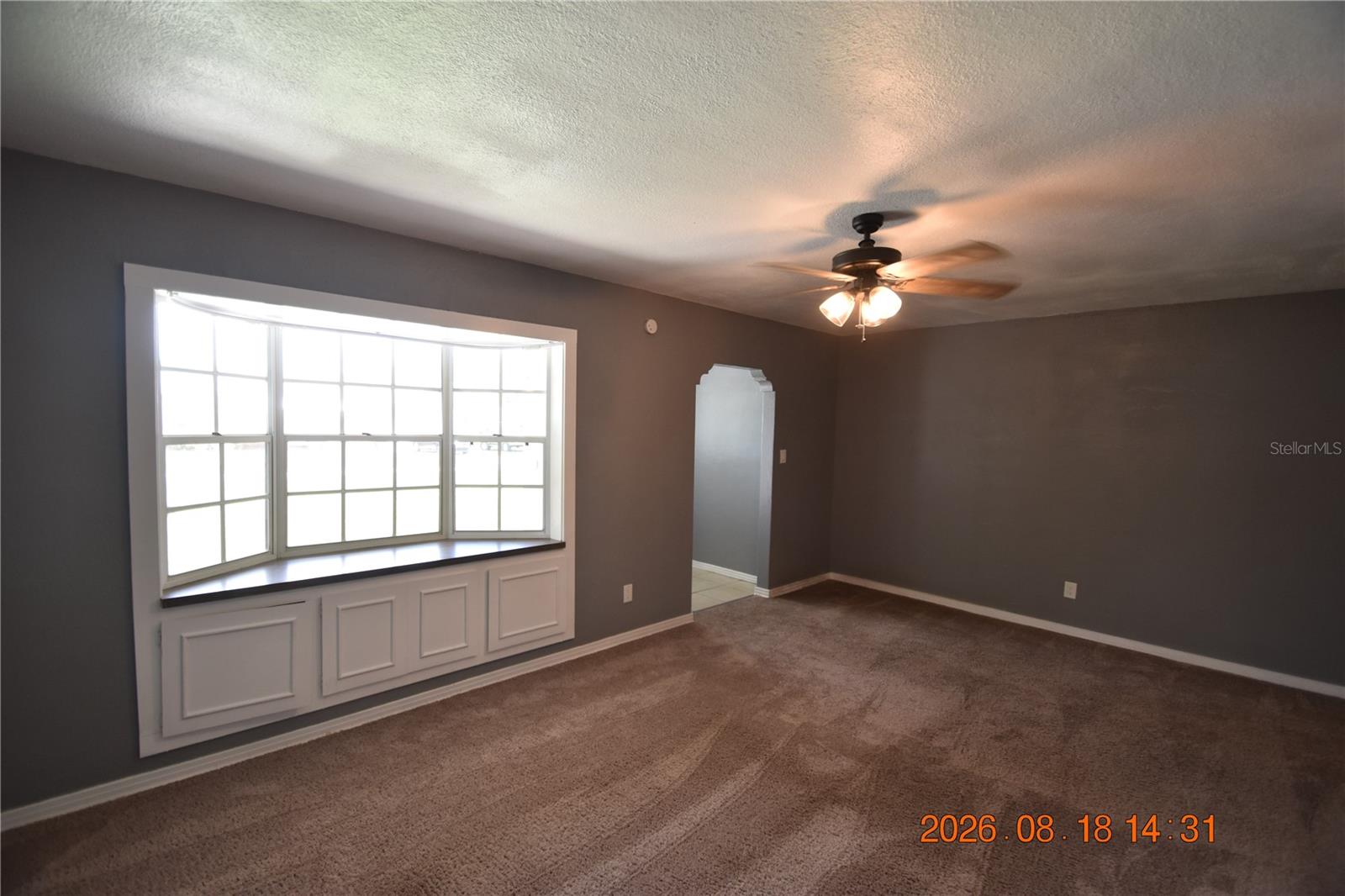 212 N CLEARVIEW AVE — photo 7