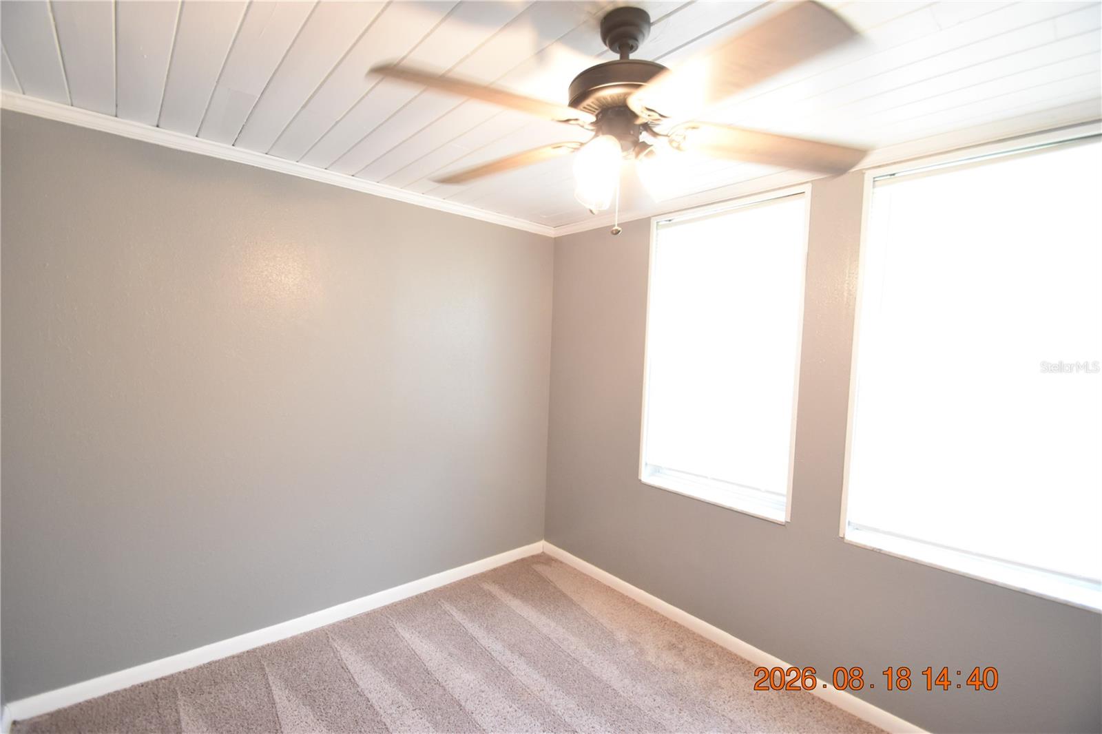 212 N CLEARVIEW AVE — photo 31