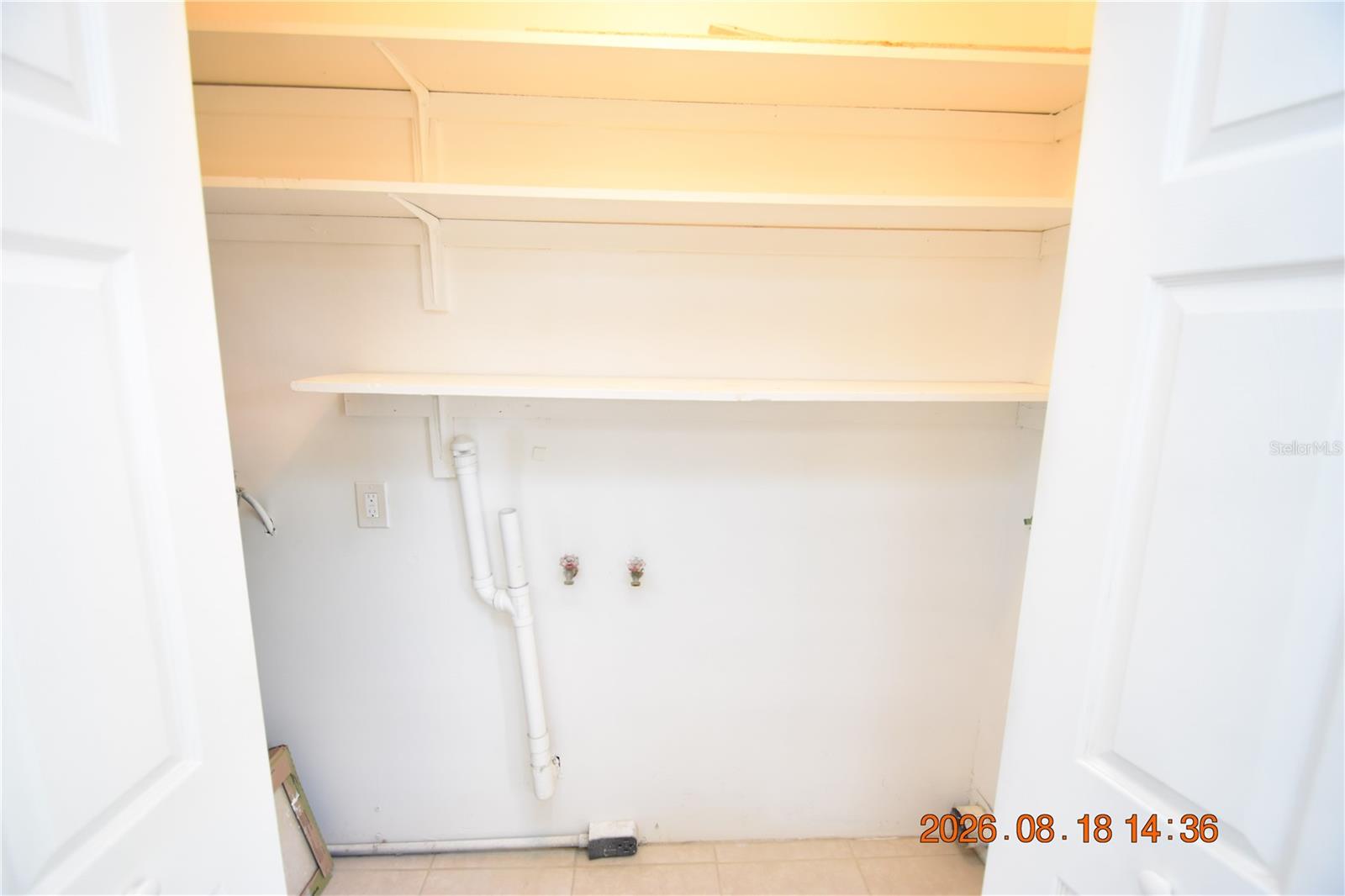 212 N CLEARVIEW AVE — photo 22