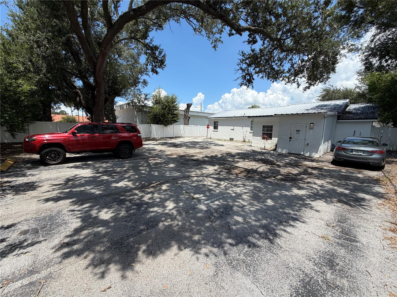 3714 W HORATIO ST — photo 6