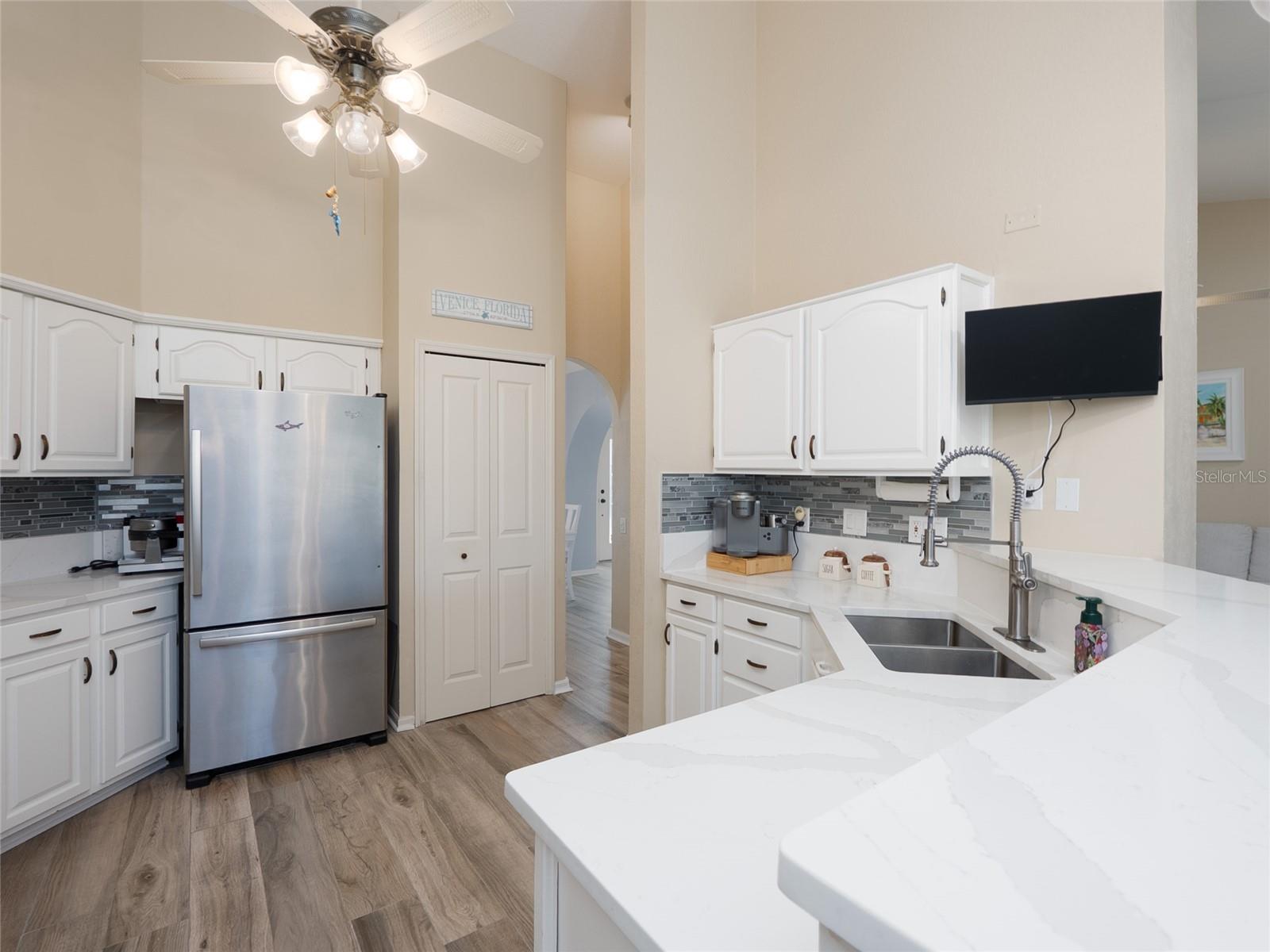 1633 ASHLAND PL — photo 23