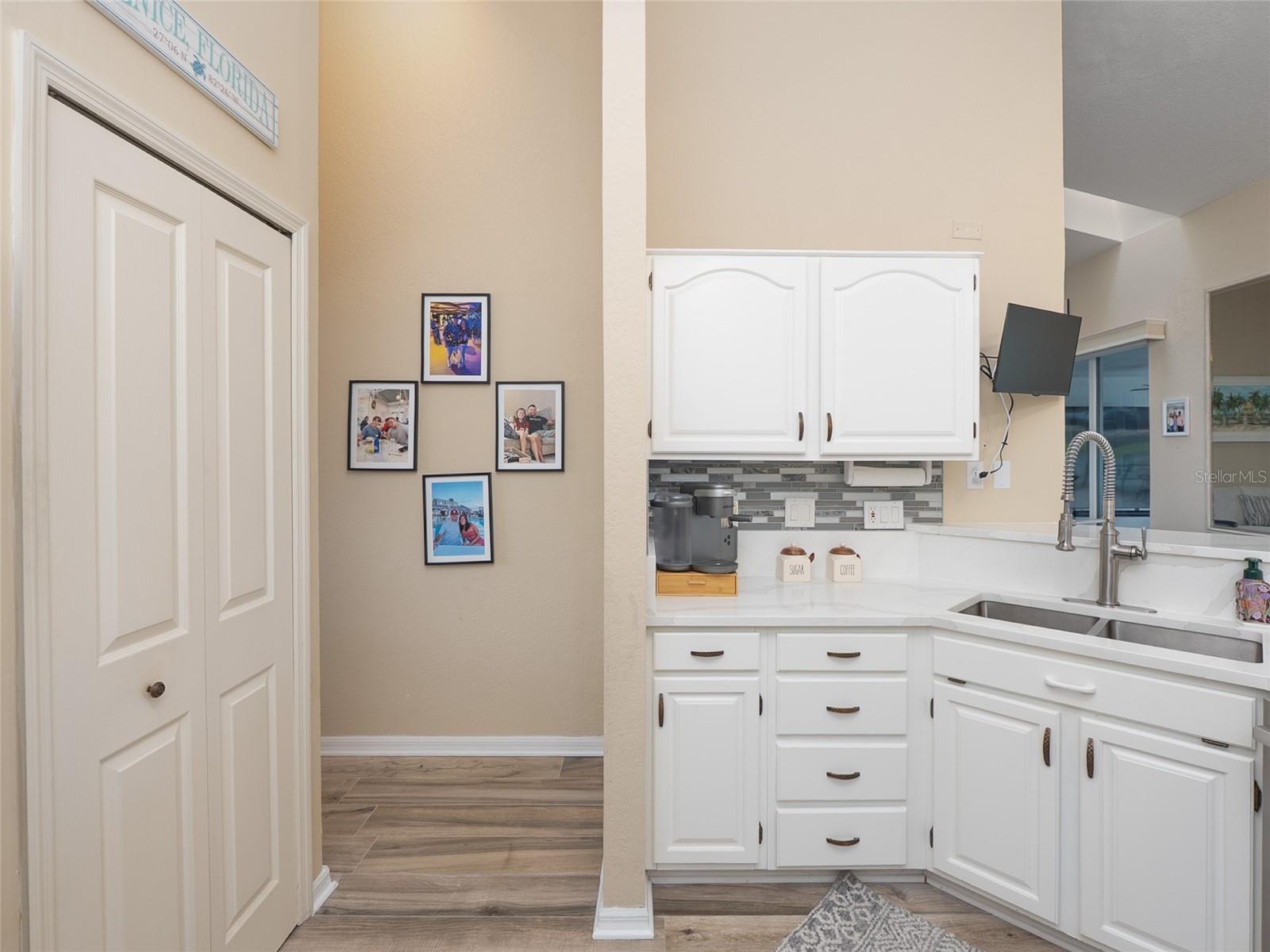 1633 ASHLAND PL — photo 28