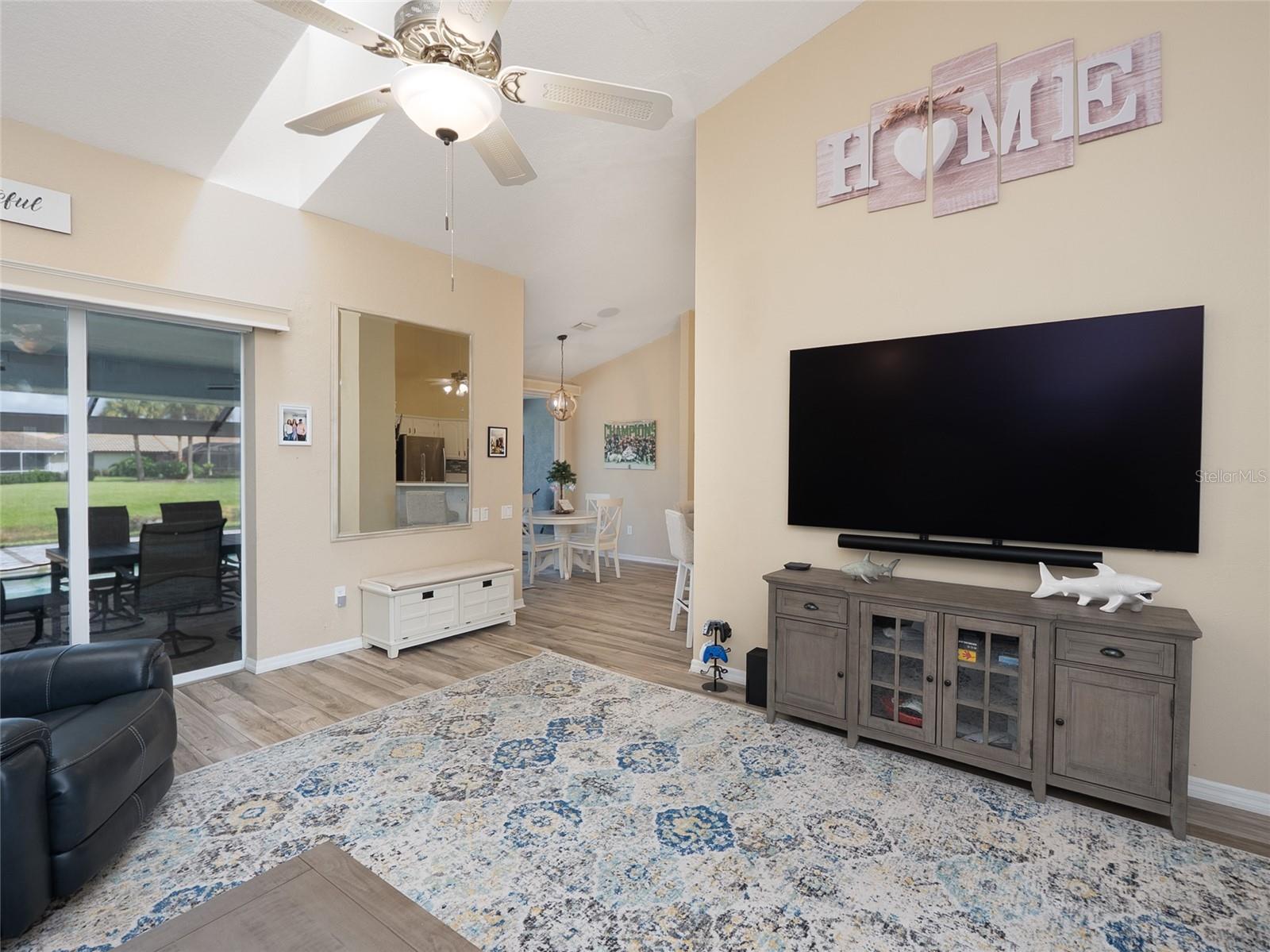 1633 ASHLAND PL — photo 14
