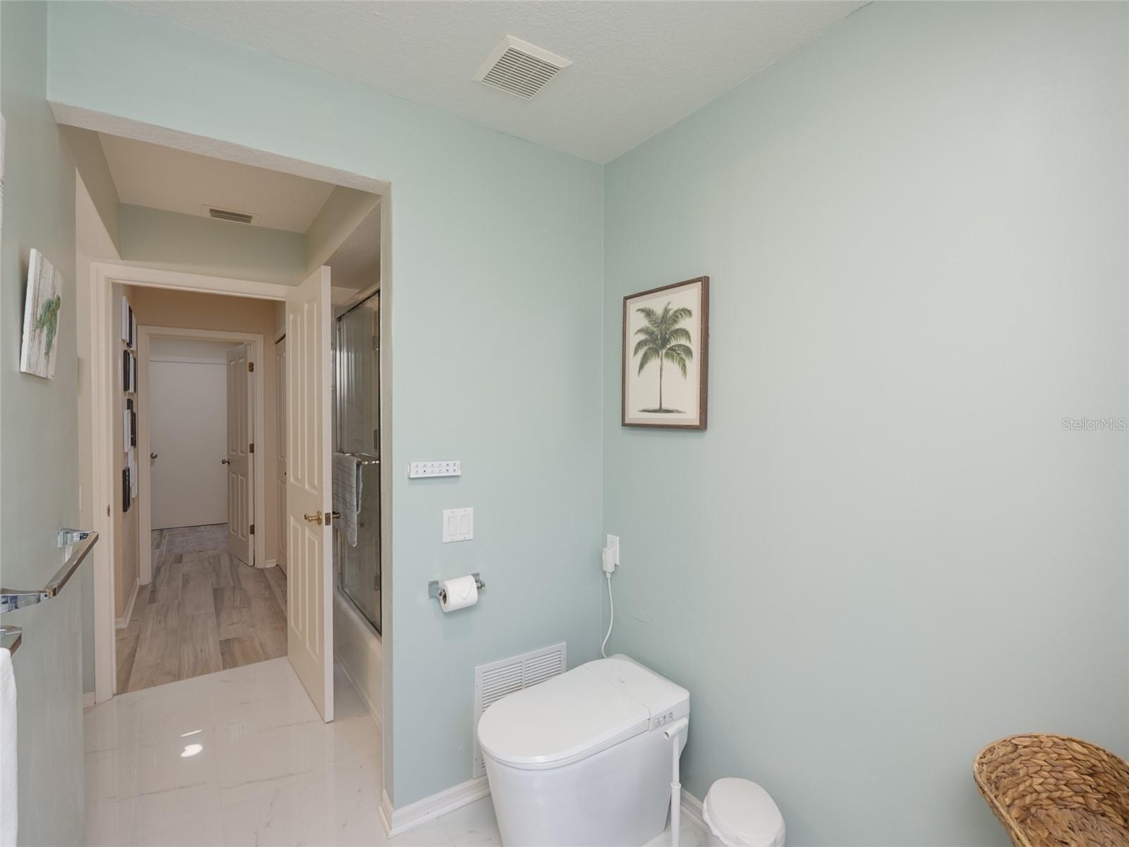 1633 ASHLAND PL — photo 45