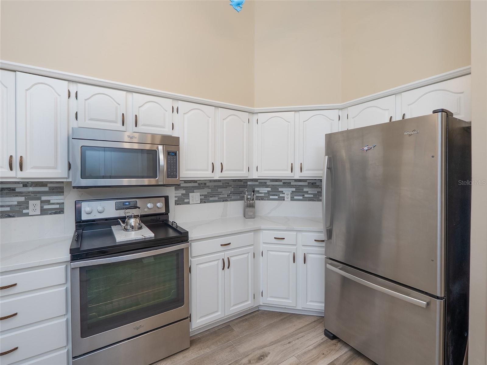 1633 ASHLAND PL — photo 26