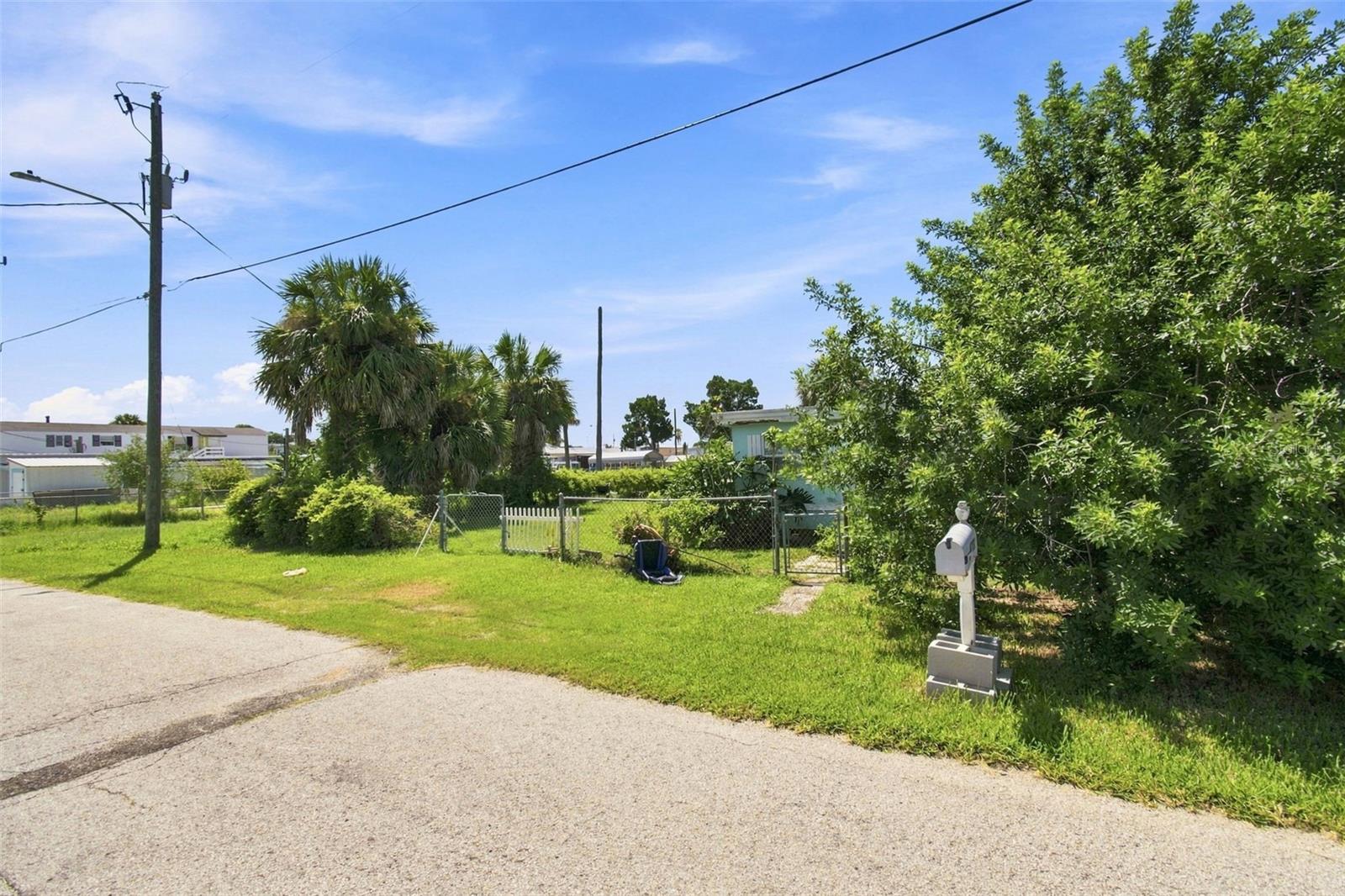 6732 FLICKER LN — photo 12
