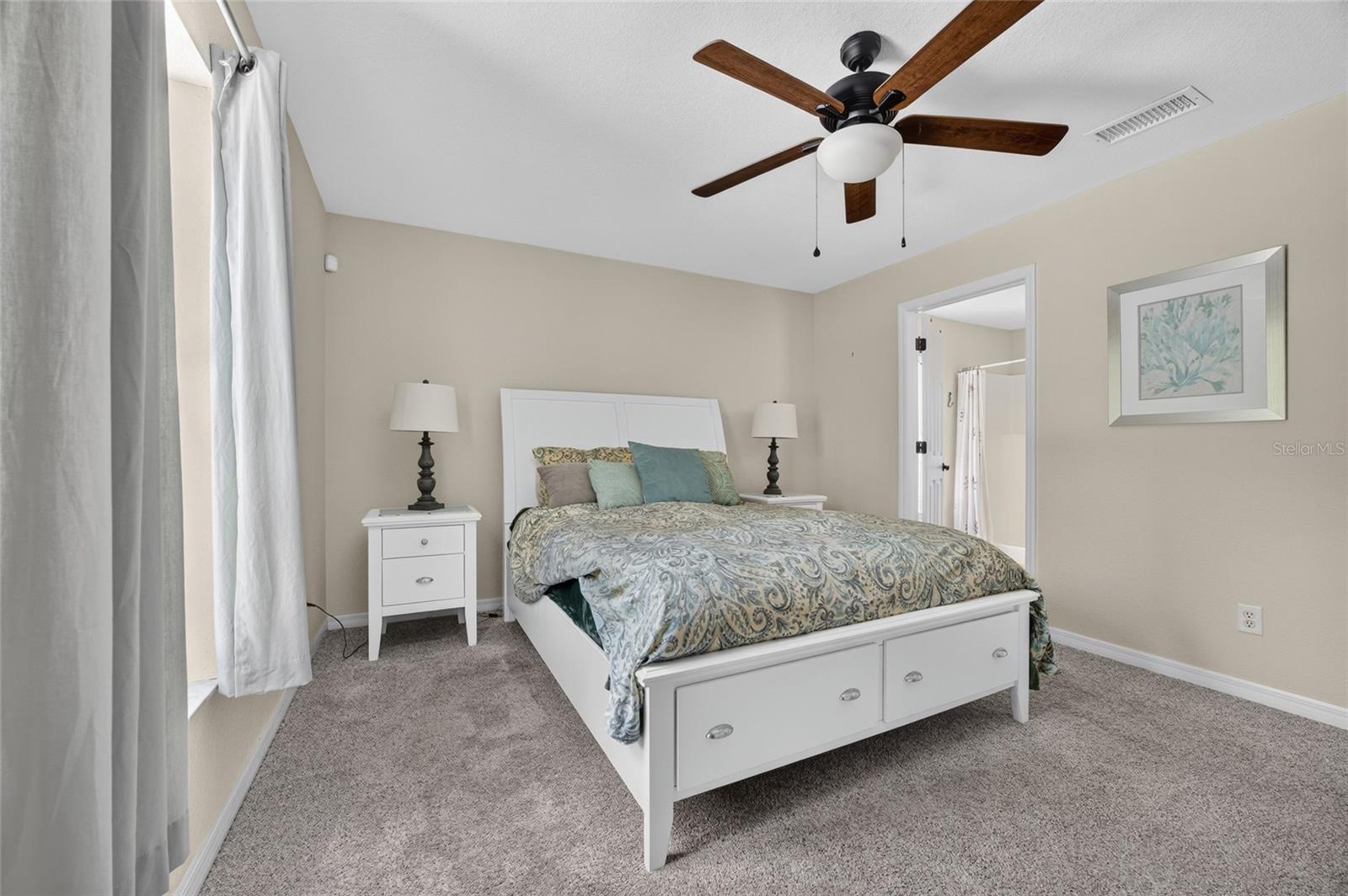 1406 WOODCREST LN — photo 18