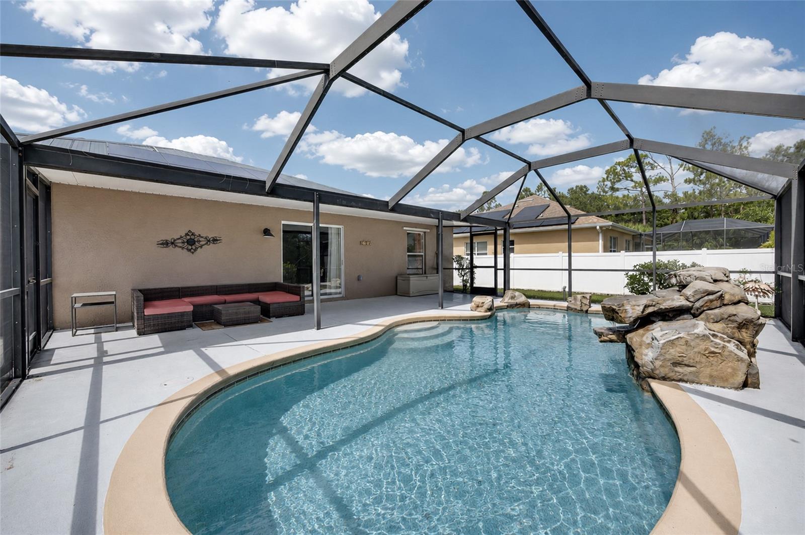 1406 WOODCREST LN — photo 27